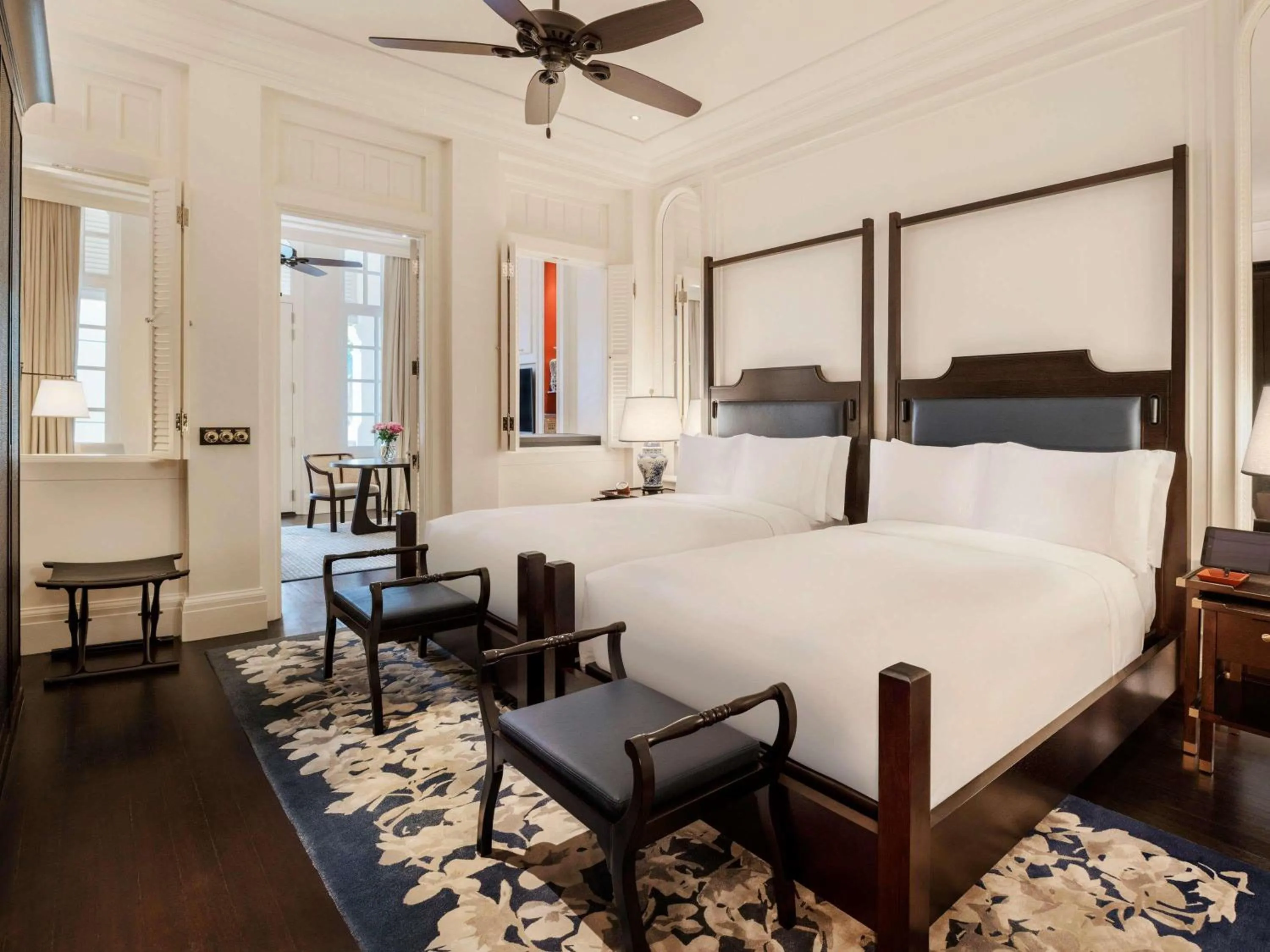 Bedroom, Bed in Raffles Singapore