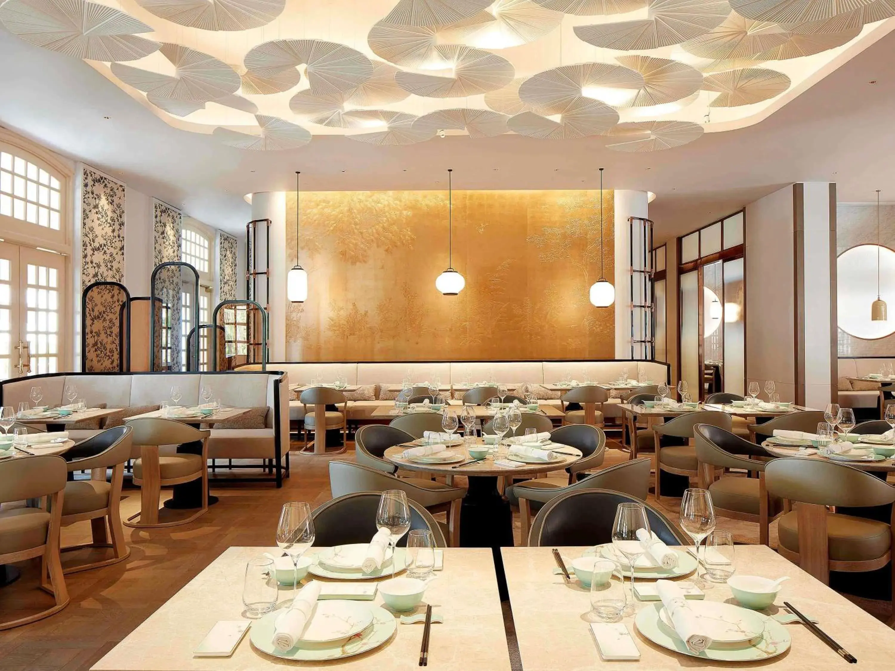 Restaurant/places to eat in Raffles Singapore Restaurant/places to eat in Raffles Singapore