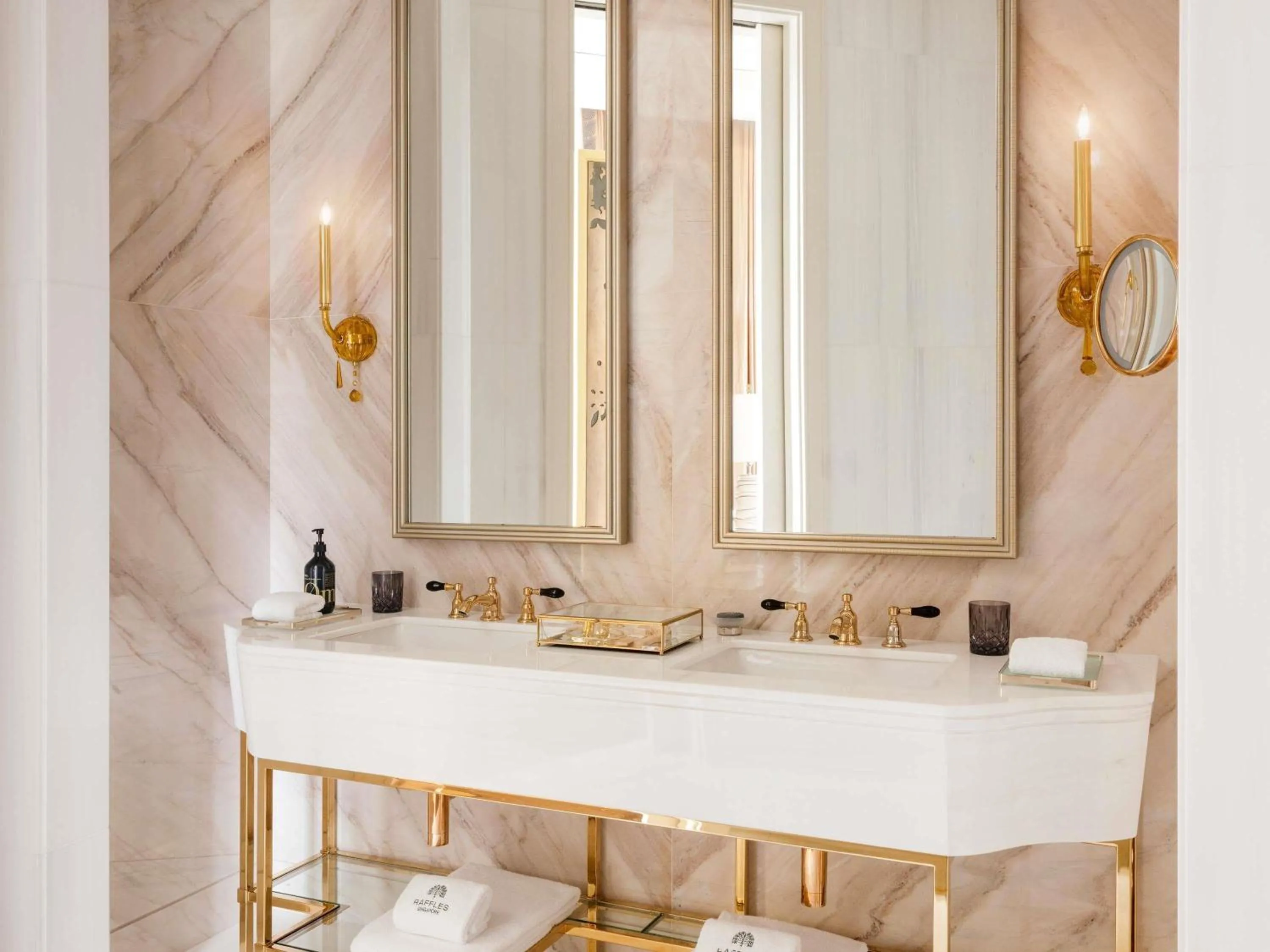 Bedroom in Raffles Singapore