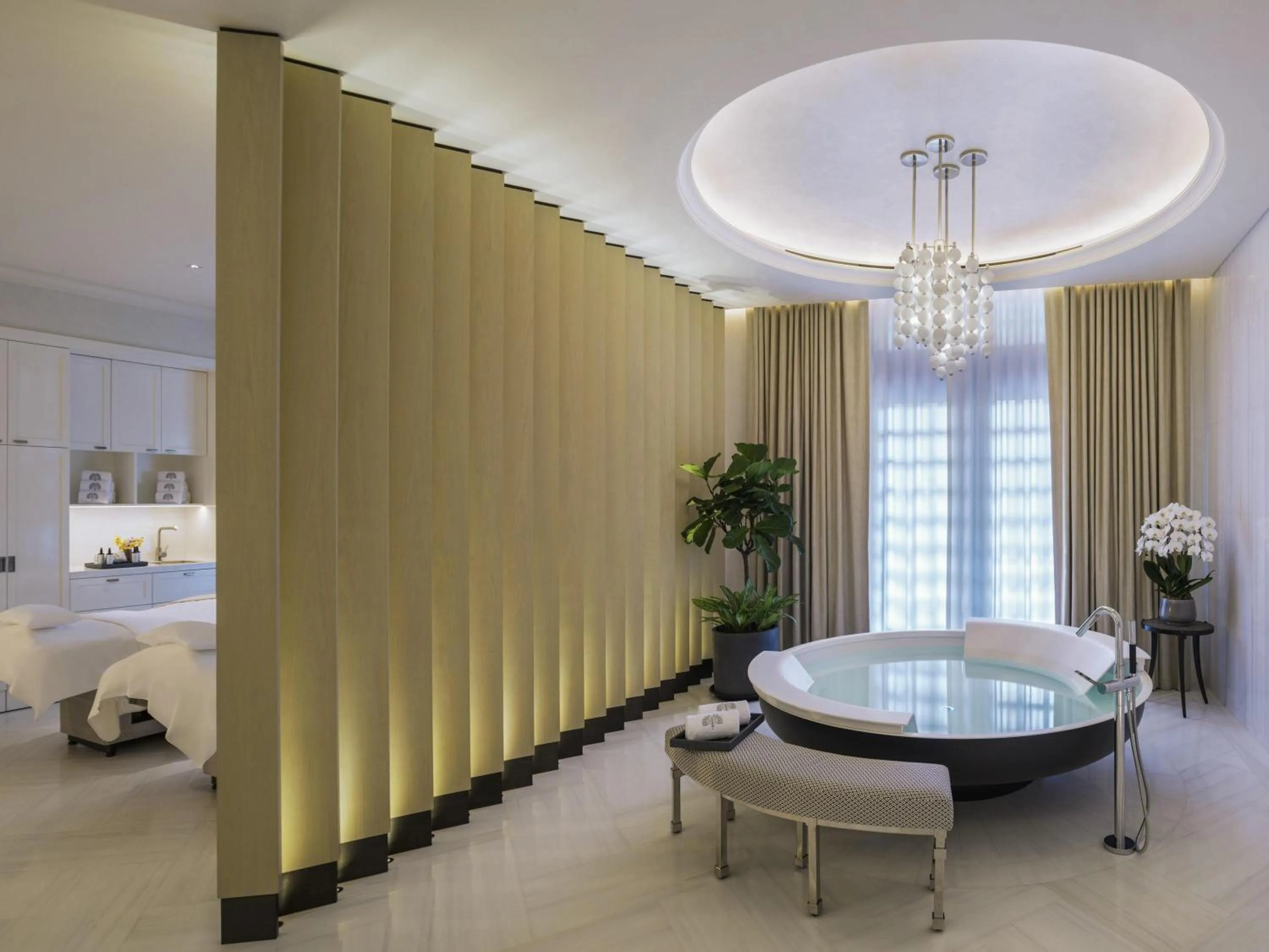 Spa and wellness centre/facilities, Bed in Raffles Singapore