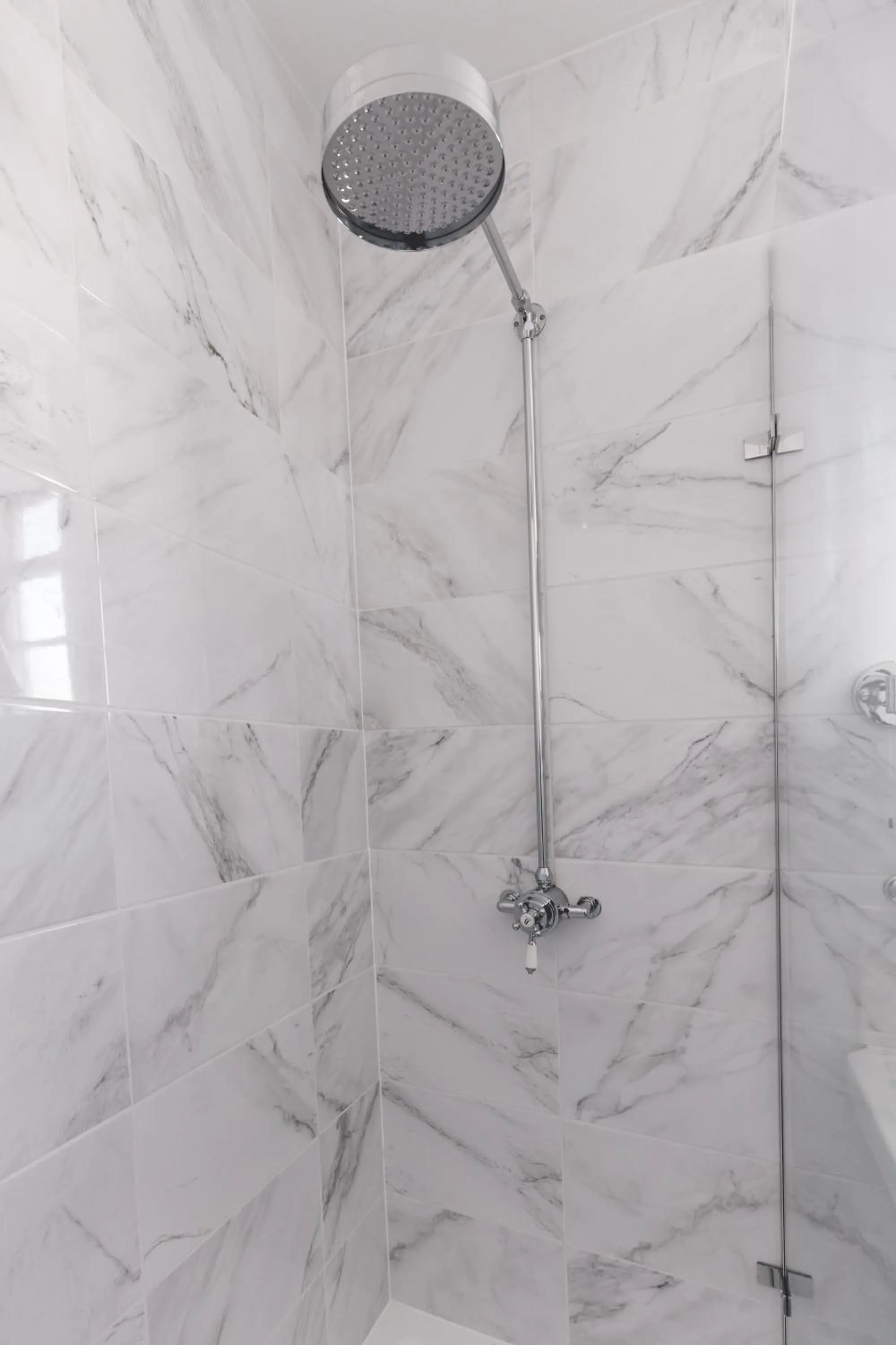 Shower in The Old Vicarage Hotel & Restaurant