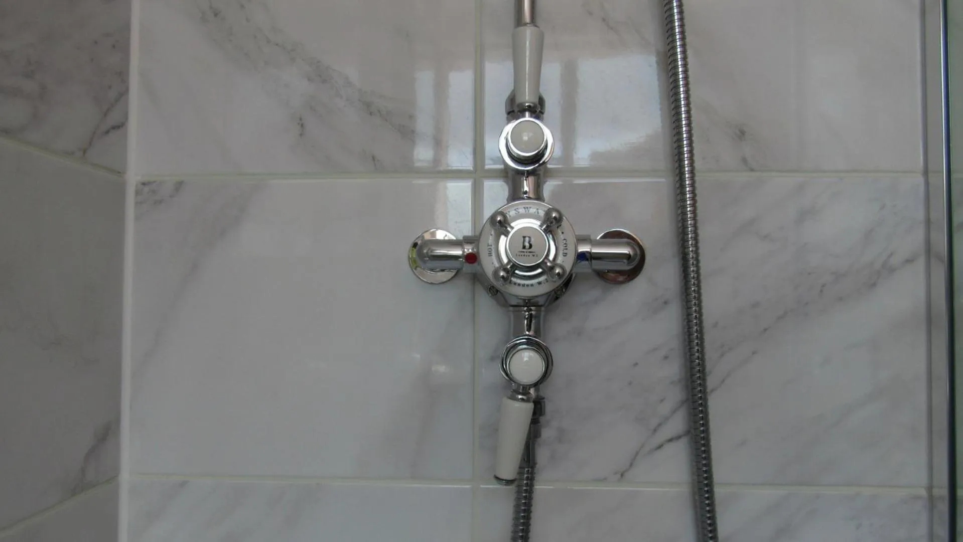 Bathroom in The Old Vicarage Hotel & Restaurant