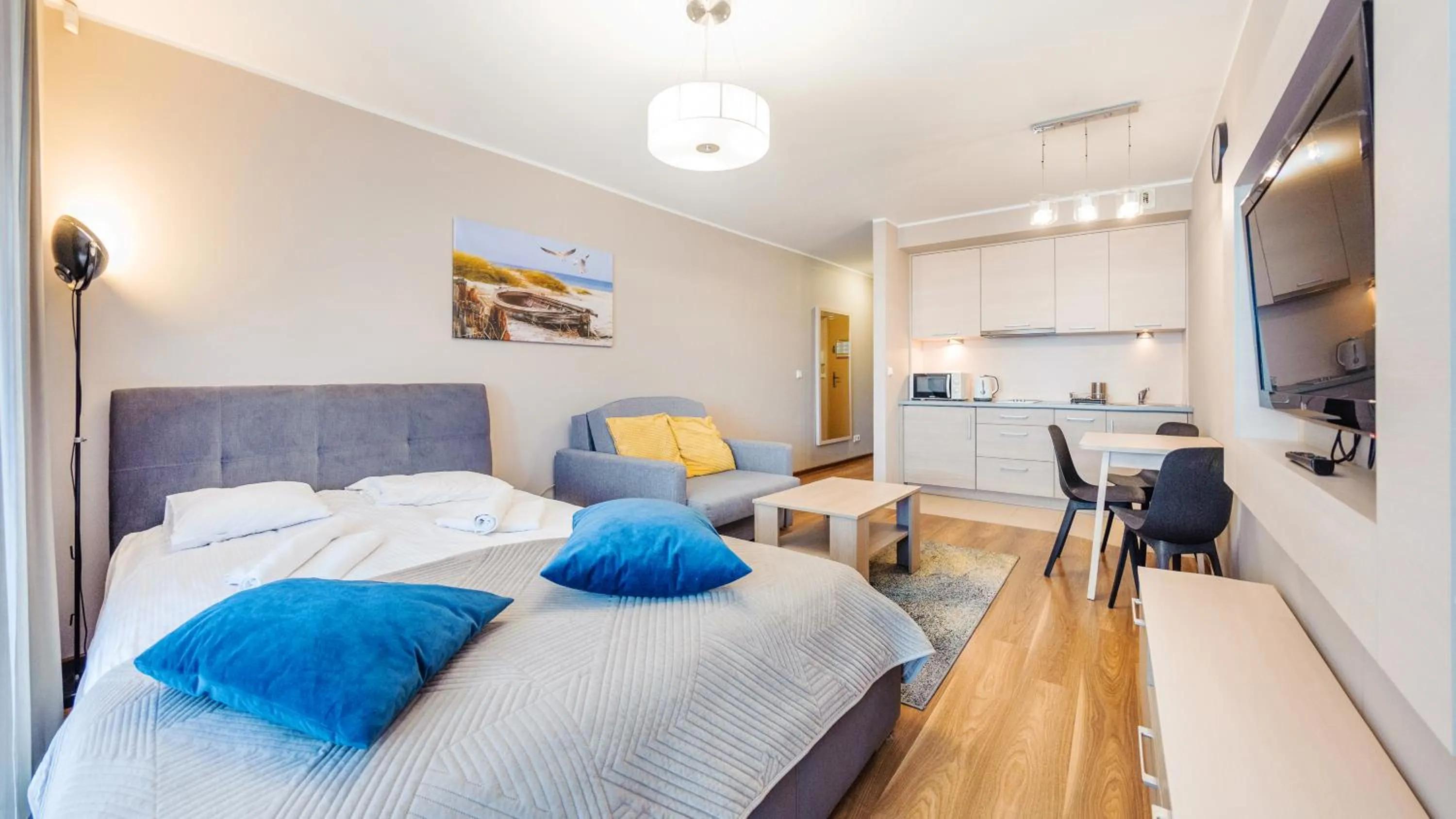 Bed in Na Klifie, Sun & Snow