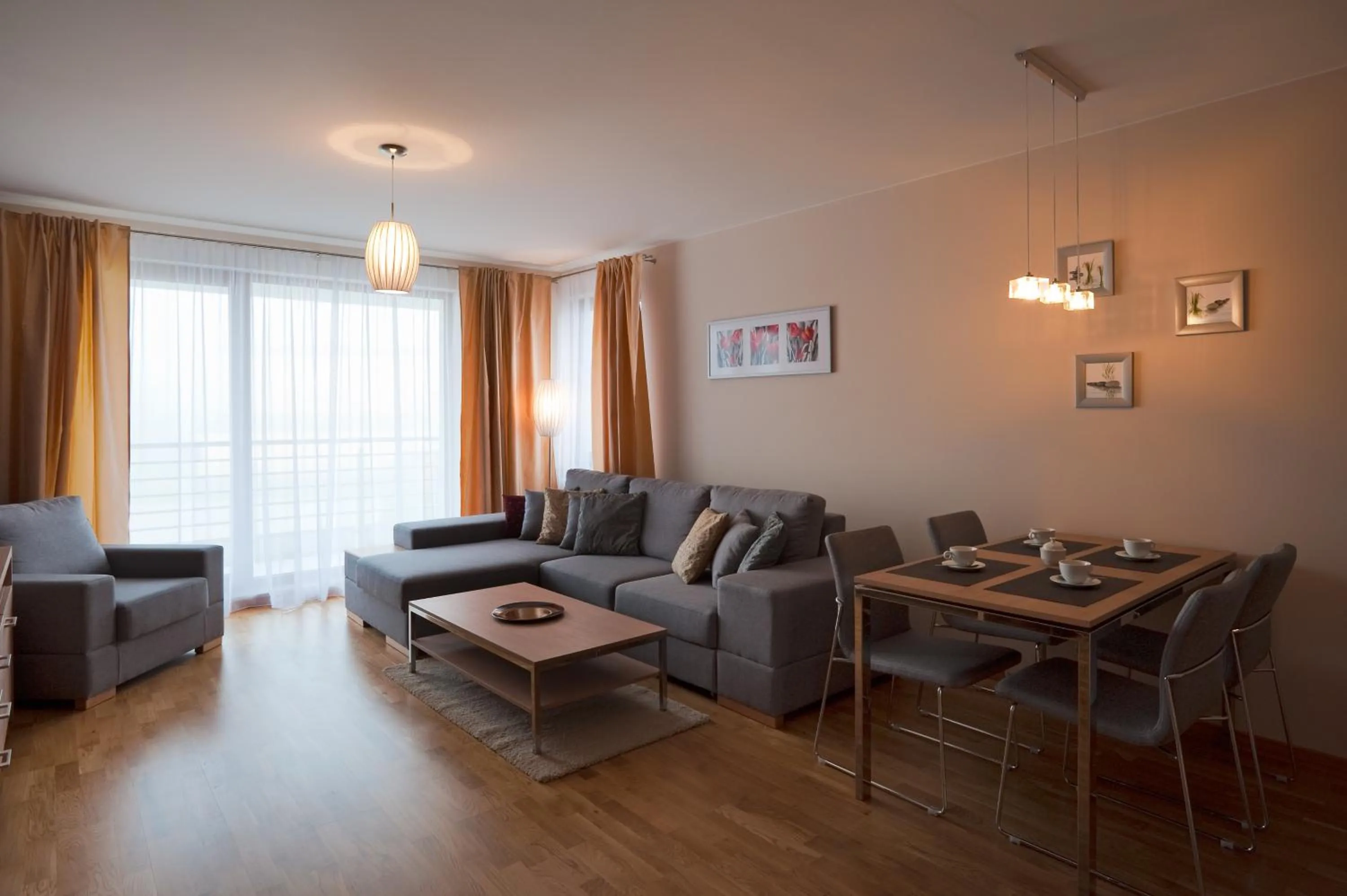 Seating area in Na Klifie, Sun & Snow