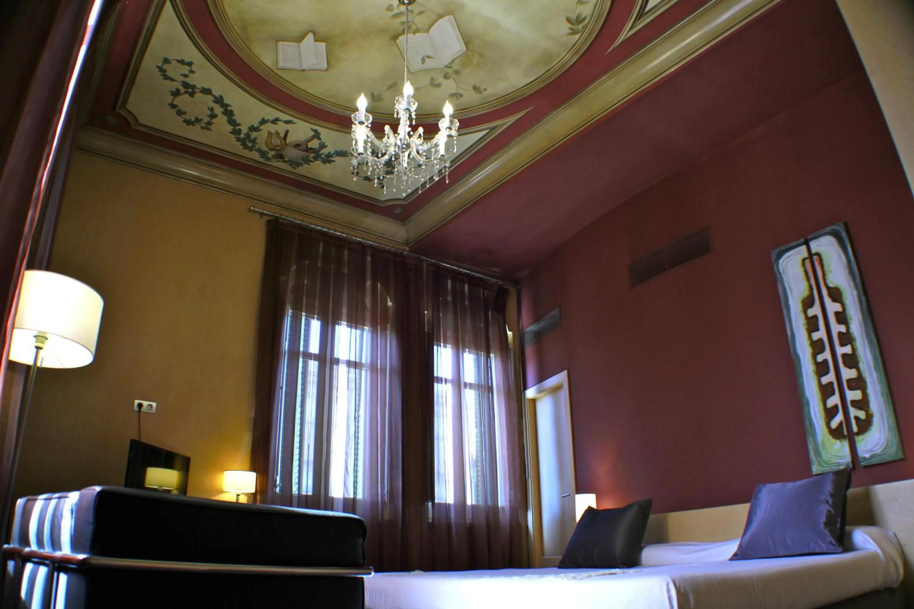 Photo of the whole room, Bed in Hotel Sant Roc