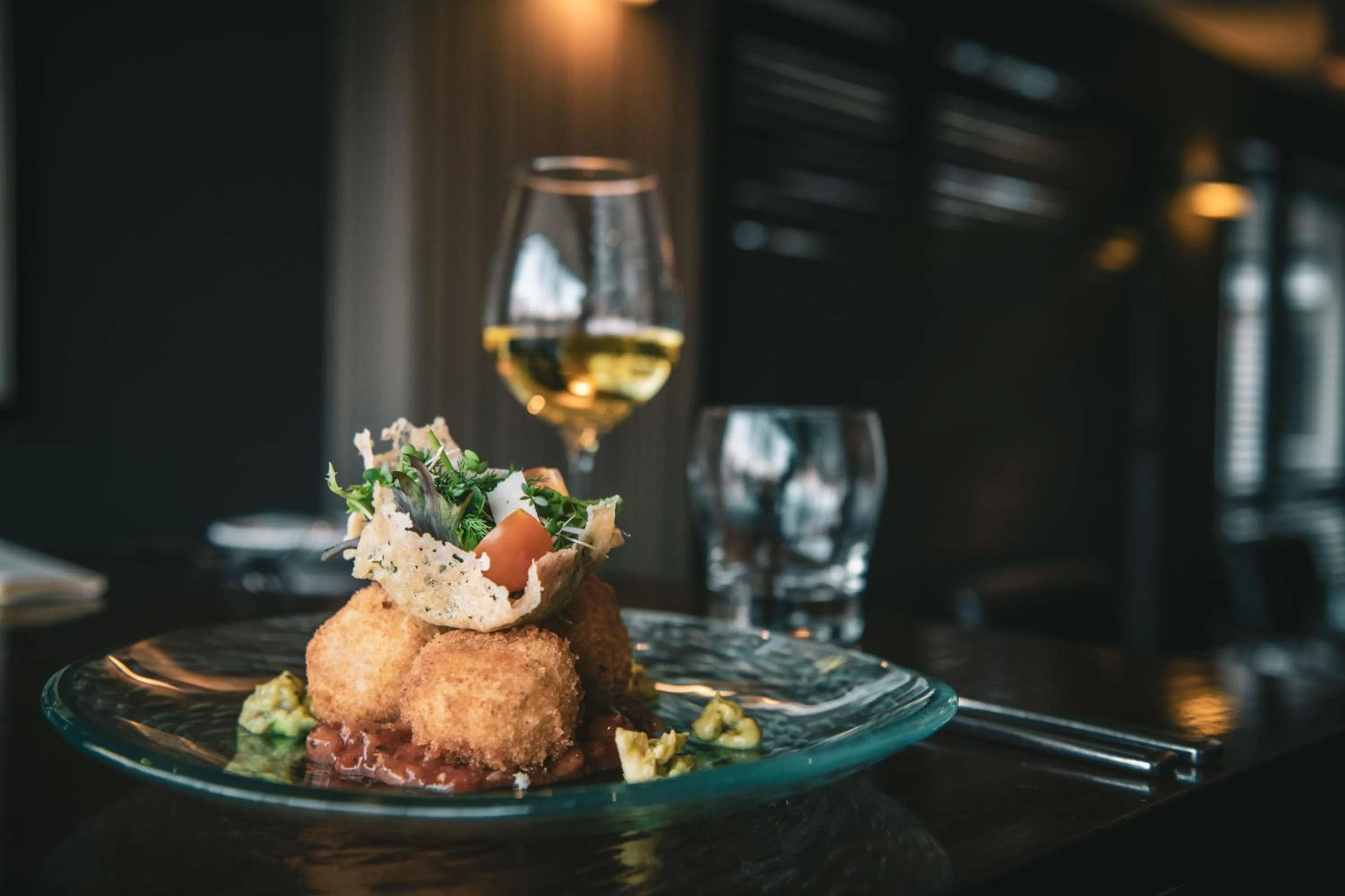 Restaurant/places to eat in Nevis Bank Inn