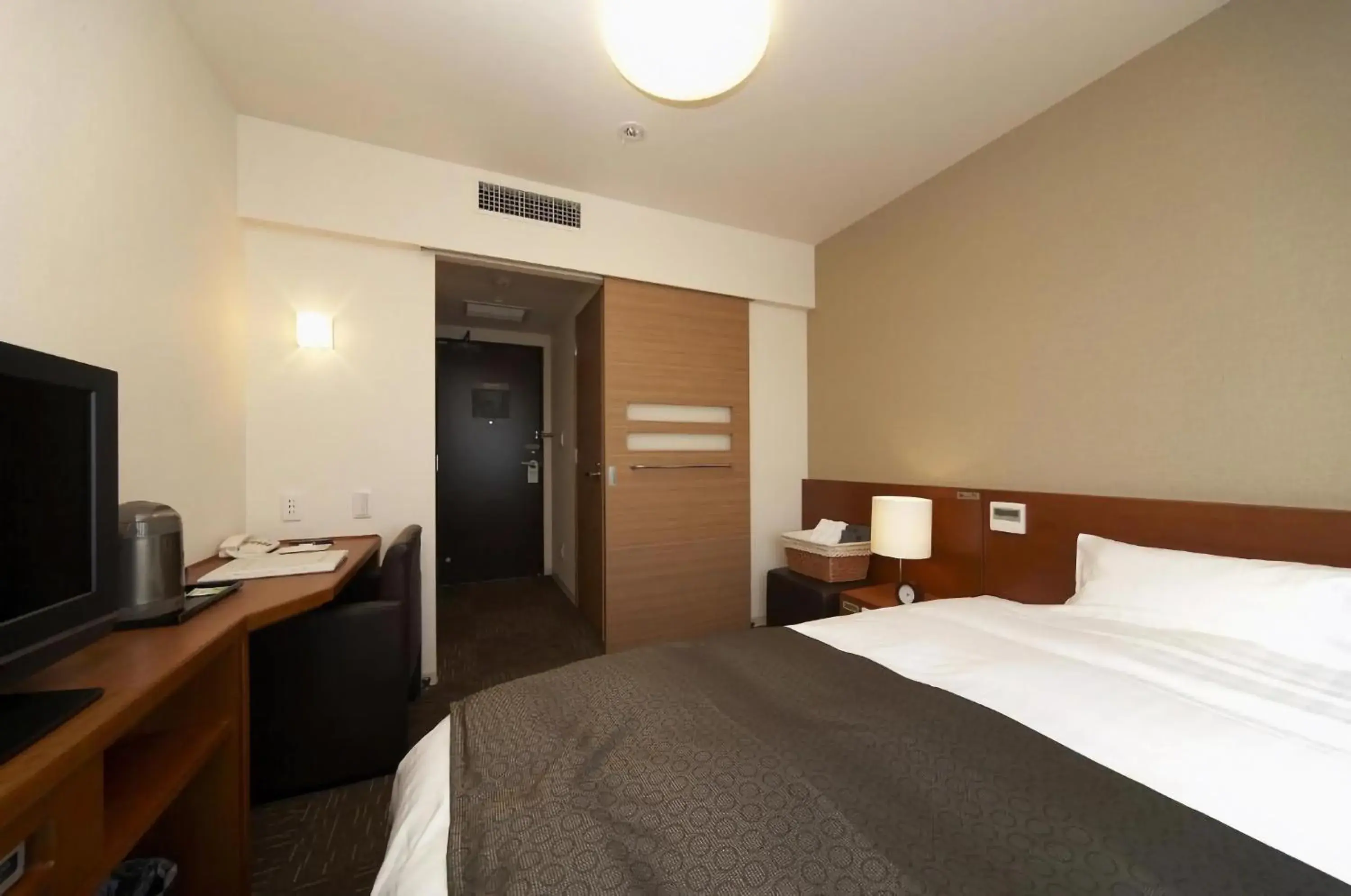 Bedroom, Bed in Dormy Inn Tomakomai Bedroom, Bed in Dormy Inn Tomakomai