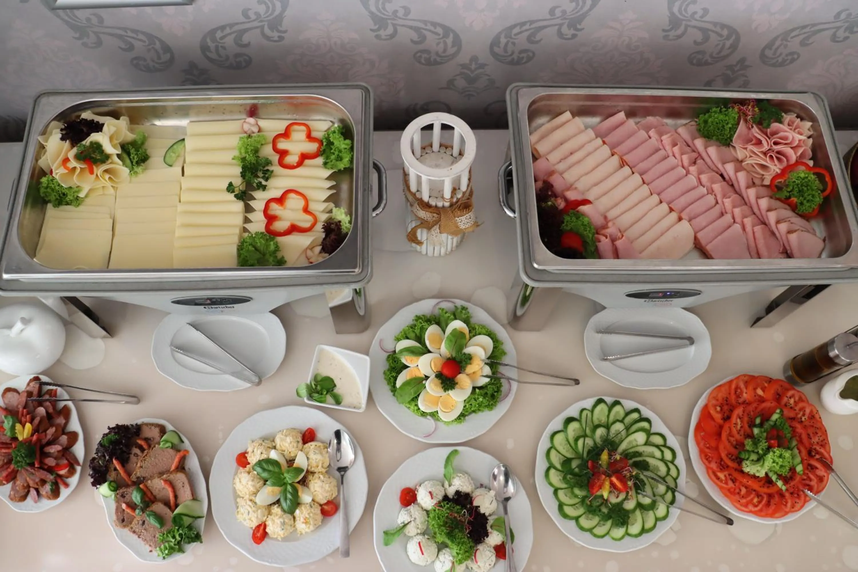 Buffet breakfast in Hotel Grand Felix