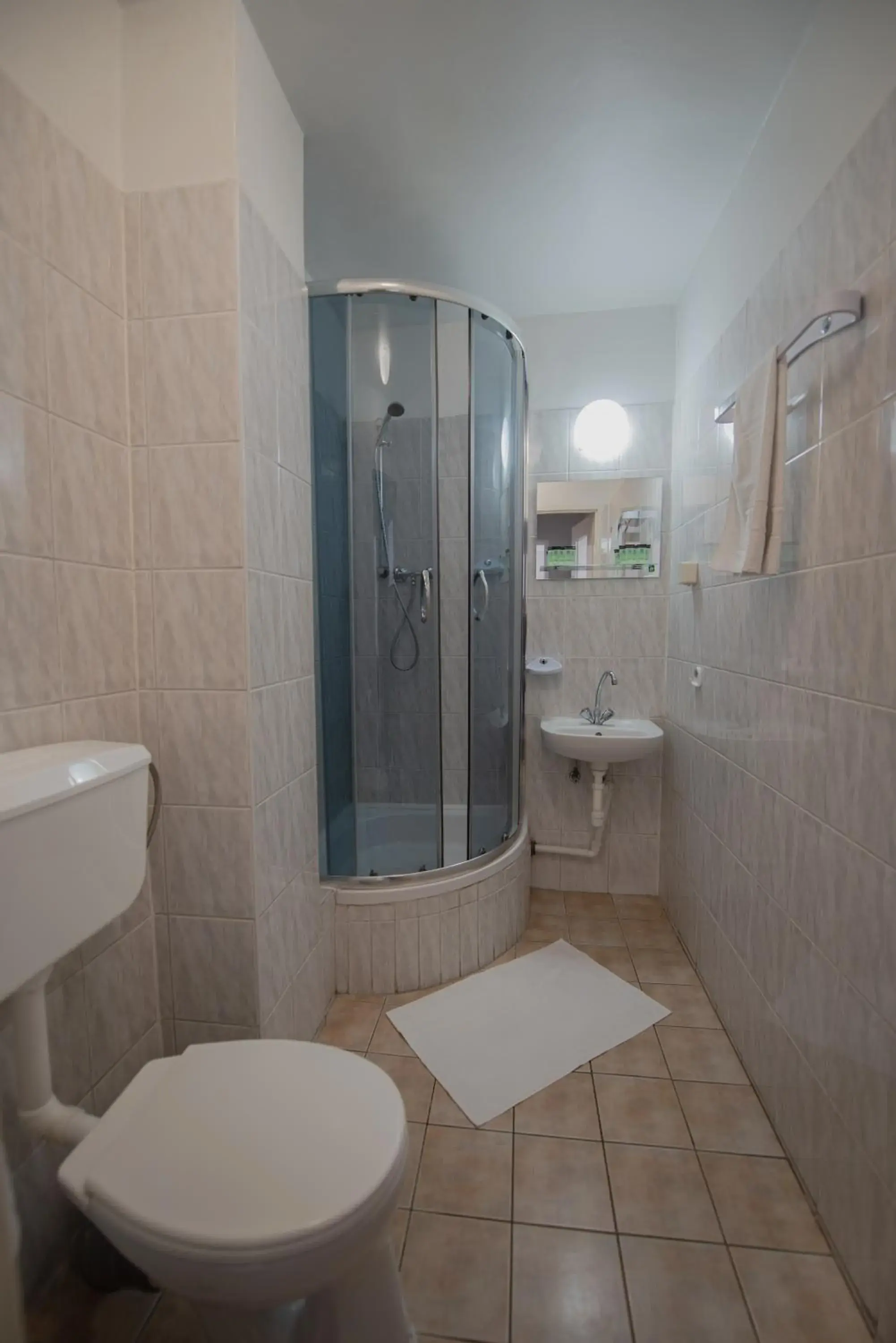 Economy Twin Room in Hotel Felix Economy Twin Room in Hotel Felix