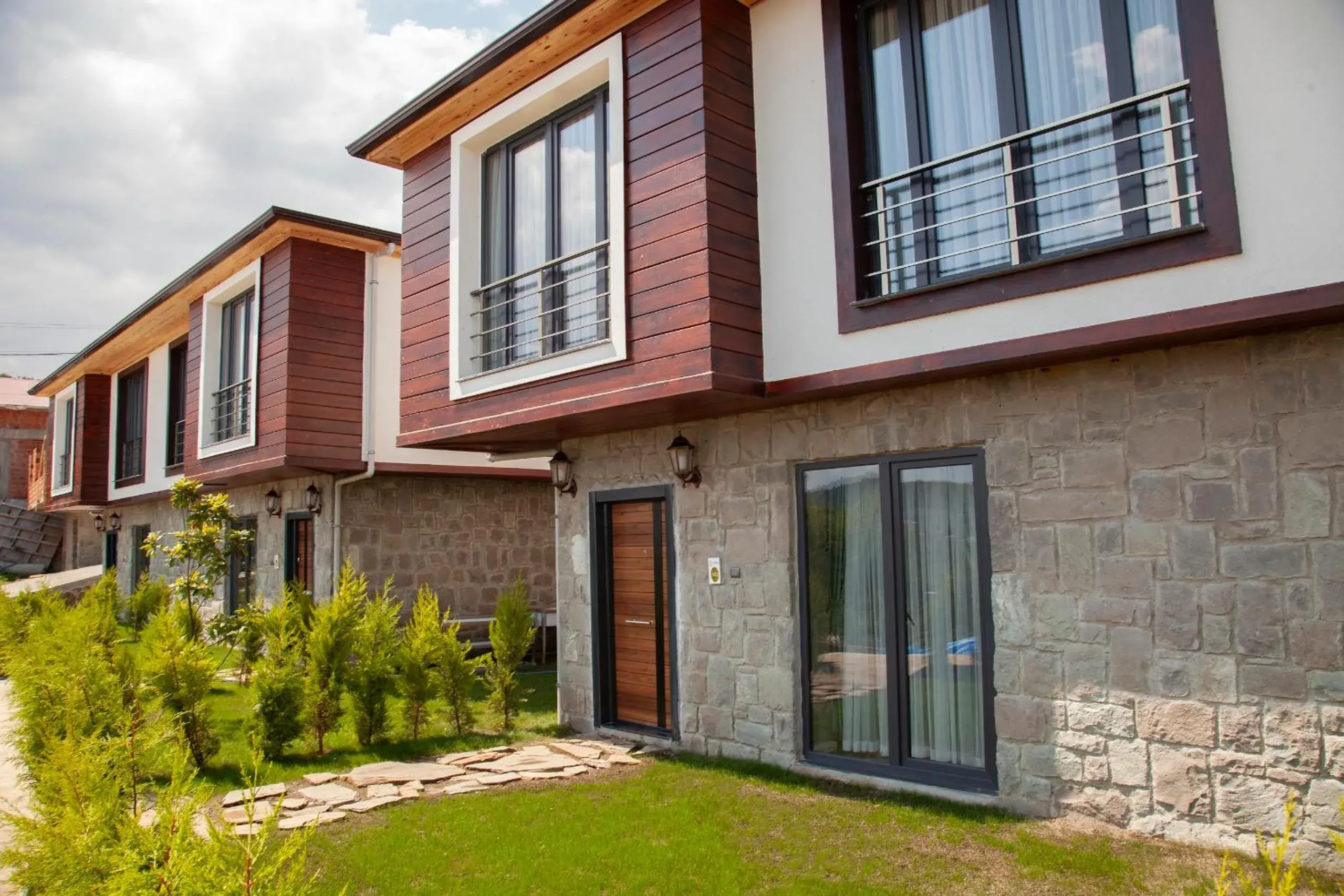 Property building in Royal Villa Property building in Royal Villa