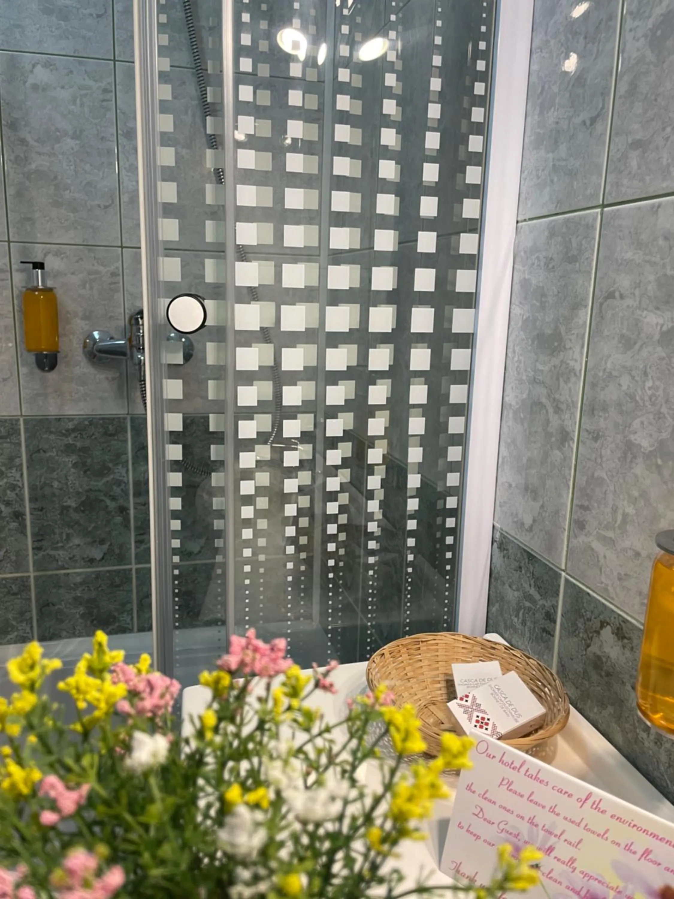 Shower in Casa Teo