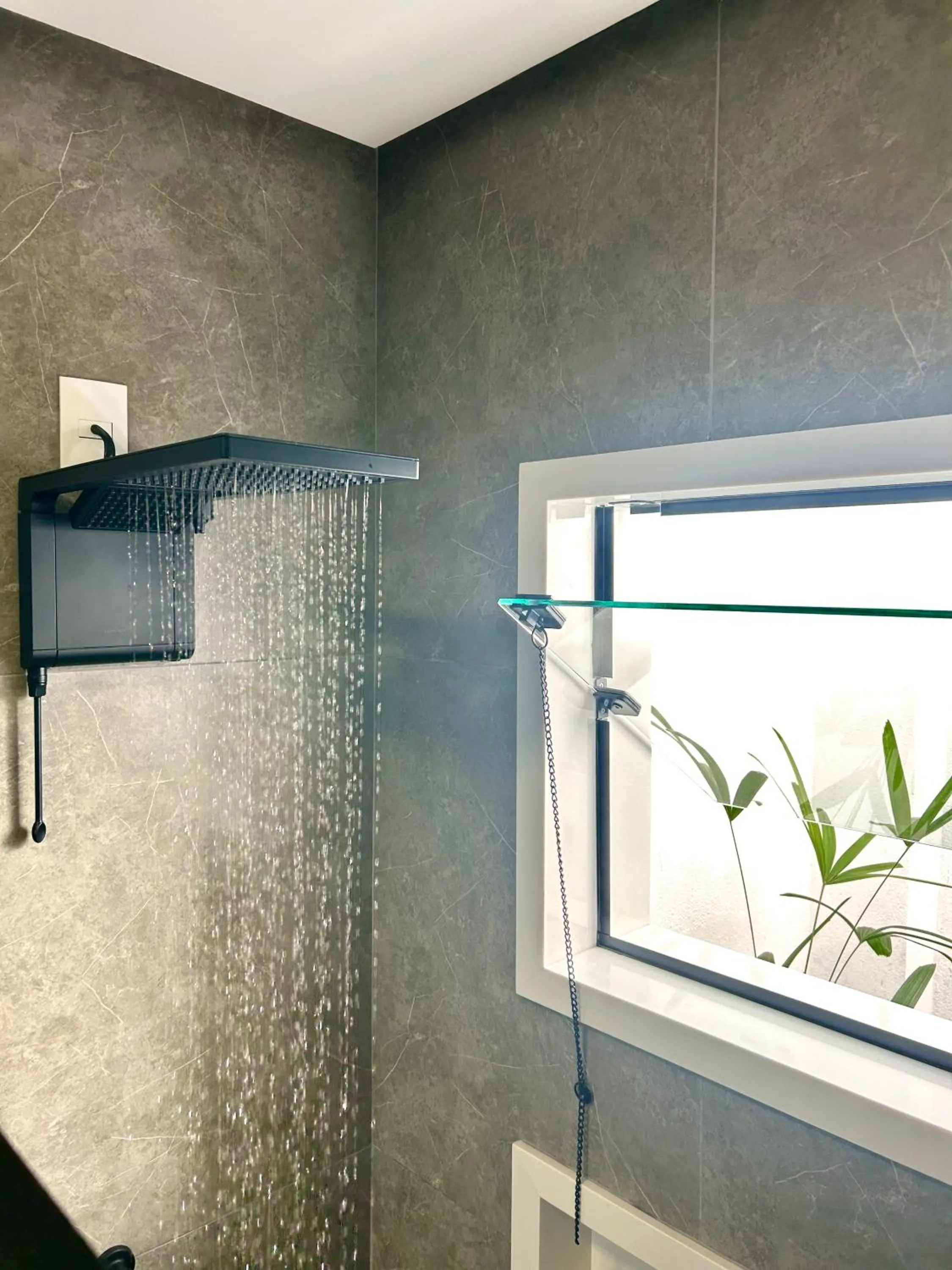 Shower in Pousada Rainha Dos Lagos