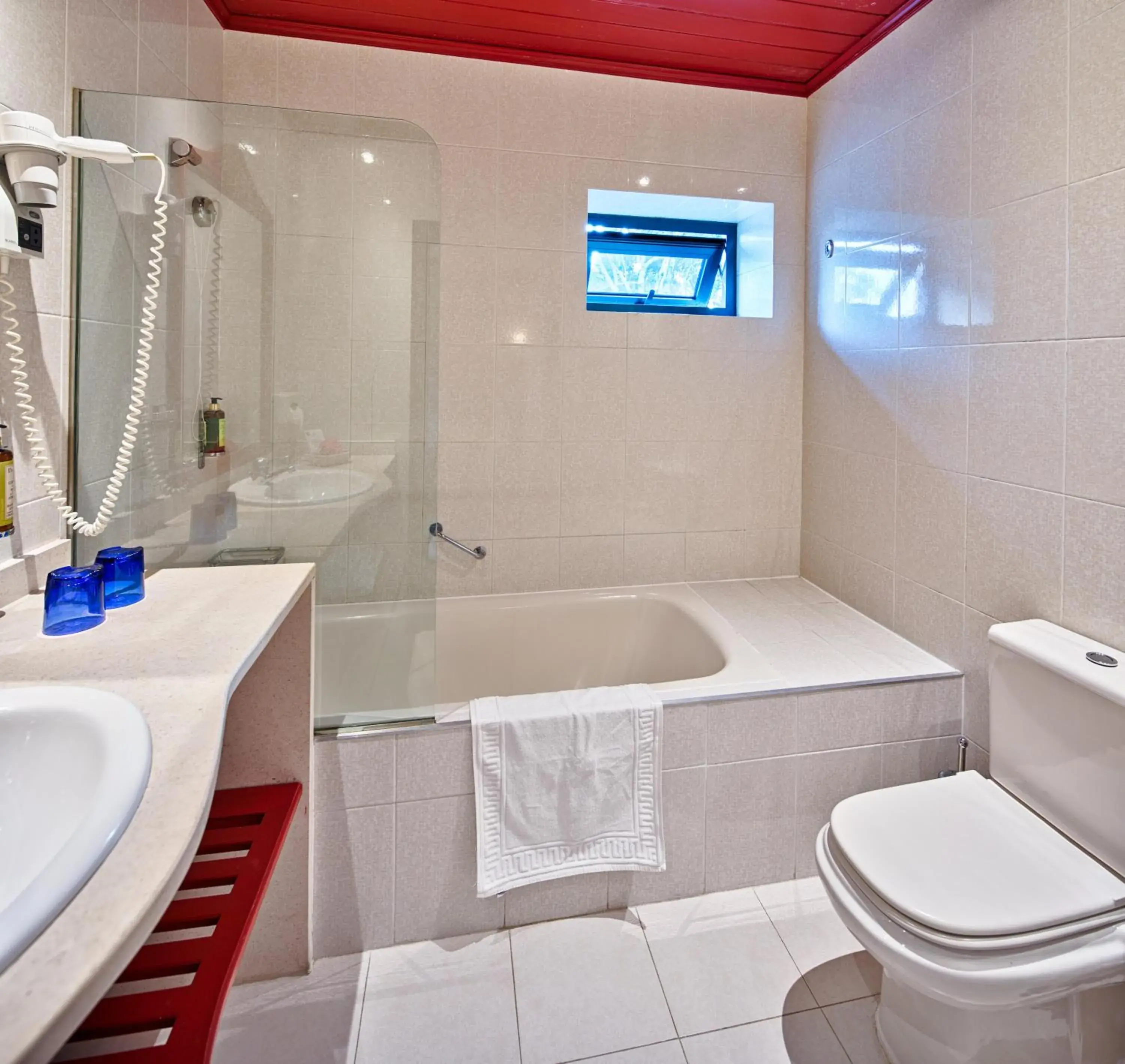 Suite in Aldeia da Fonte Hotel Suite in Aldeia da Fonte Hotel