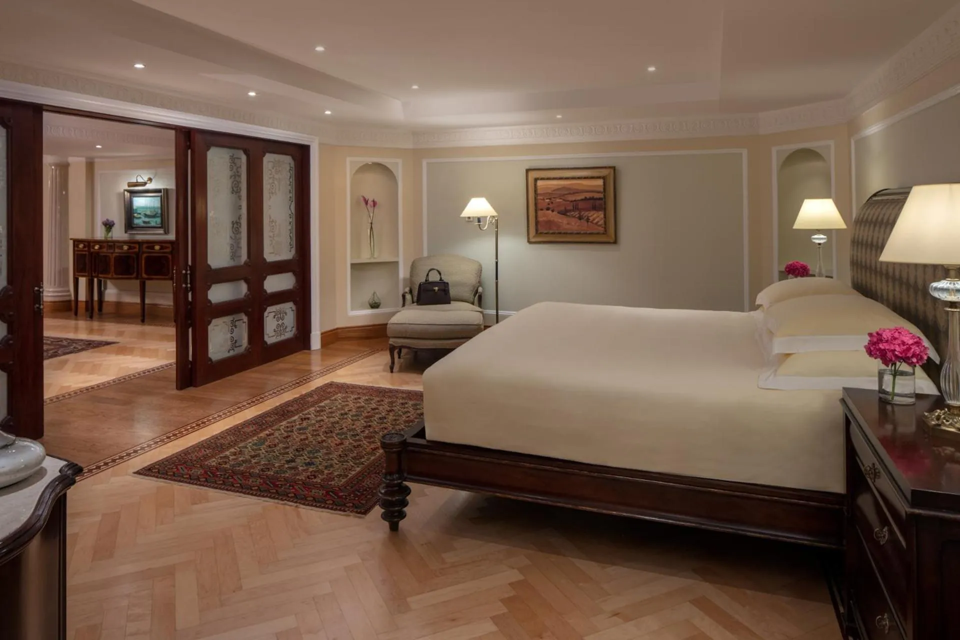 Bedroom, Bed in The Regency Hotel Kuwait