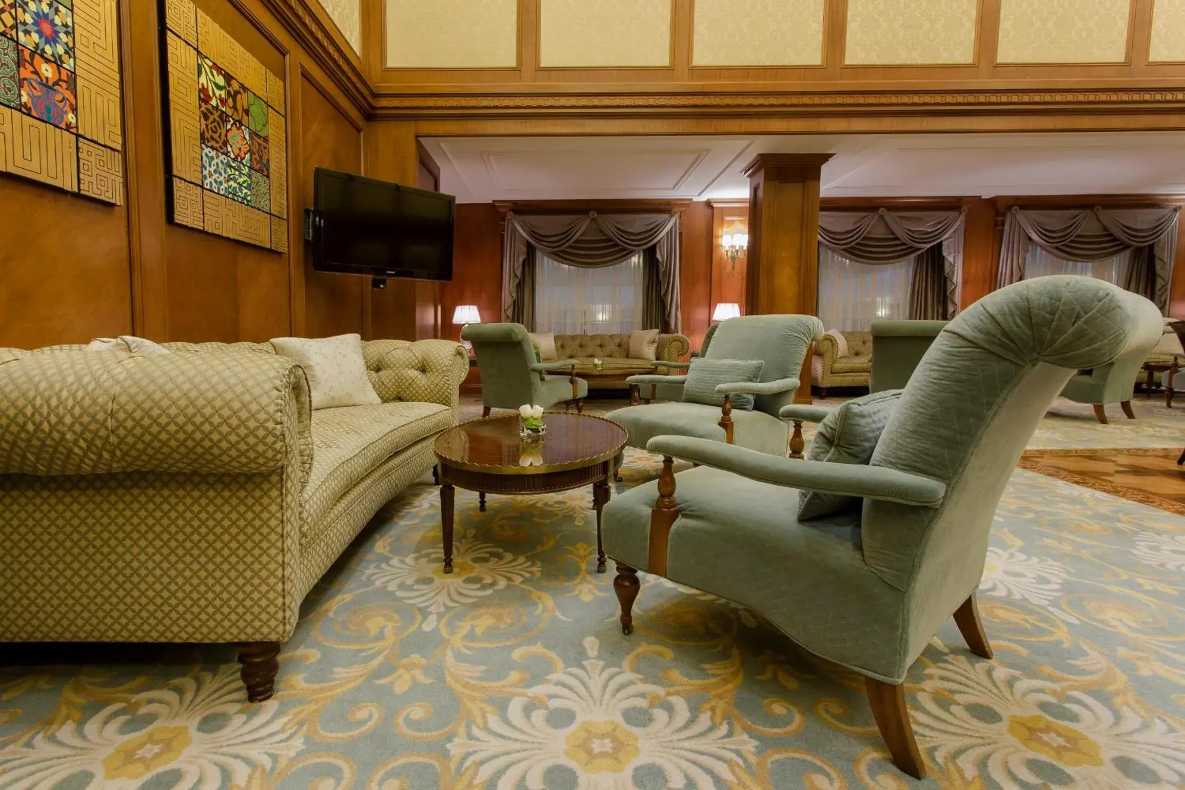 Lounge or bar in The Regency Hotel Kuwait Lounge or bar in The Regency Hotel Kuwait