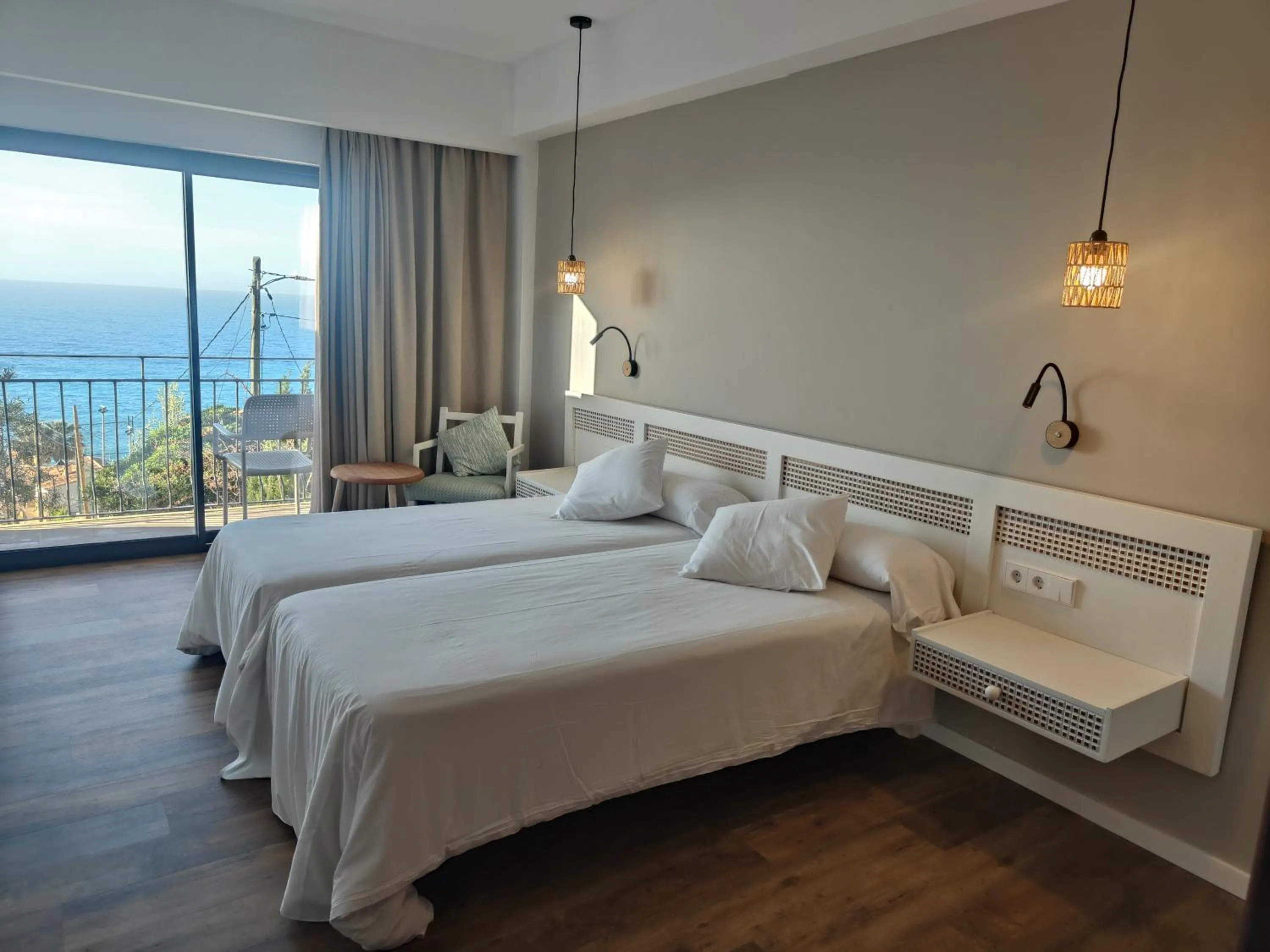 Photo of the whole room, Bed in Hostal Sa Baronia