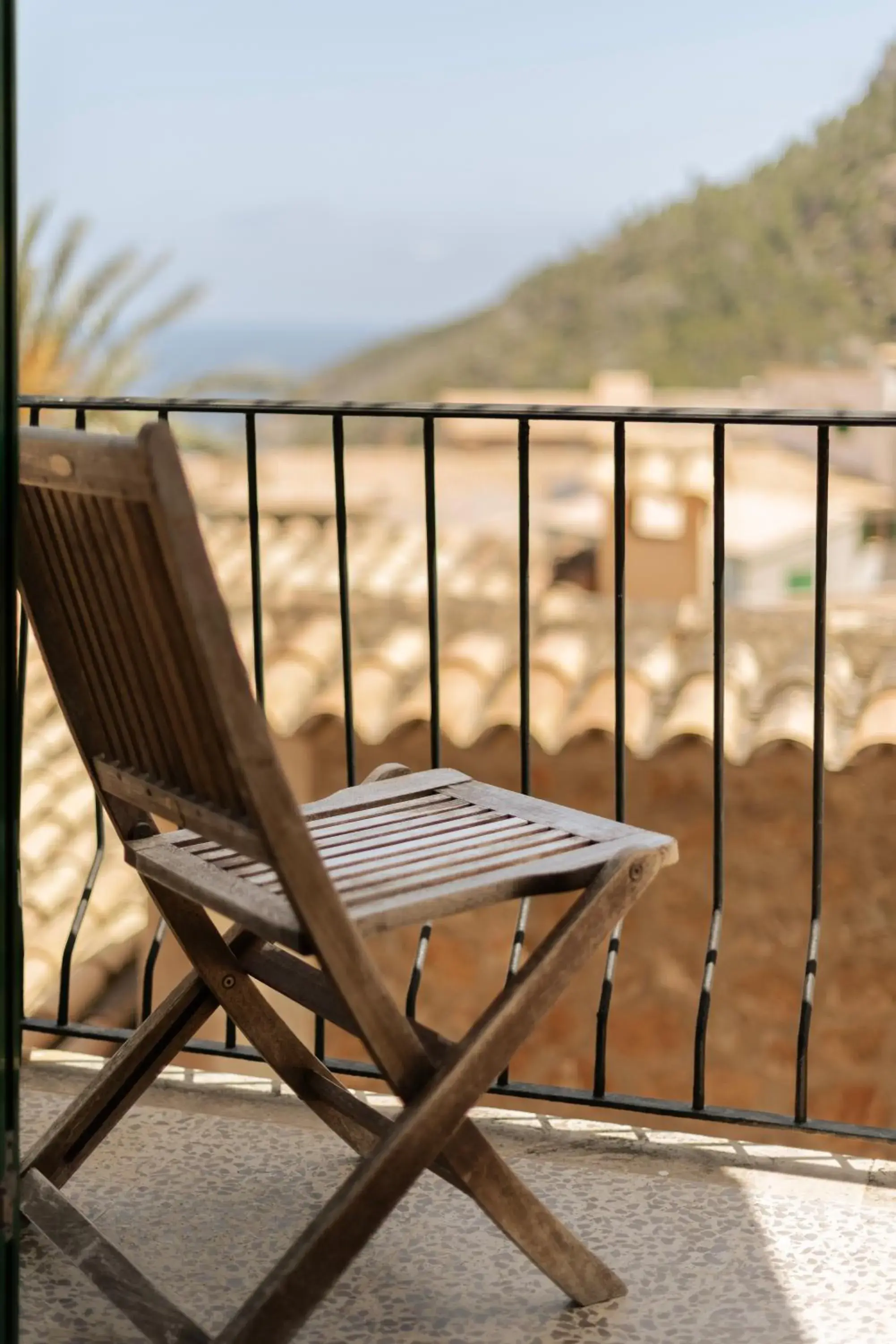 Double Room with Balcony and Partial Sea View in Hostal Sa Baronia Double Room with Balcony and Partial Sea View in Hostal Sa Baronia