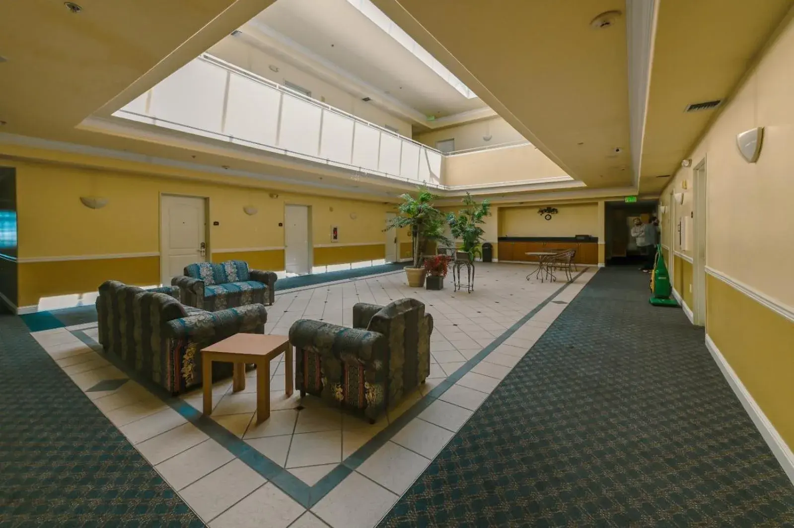 Gateway Inn and Suites San Francisco SFO Airport Gateway Inn and Suites San Francisco SFO Airport