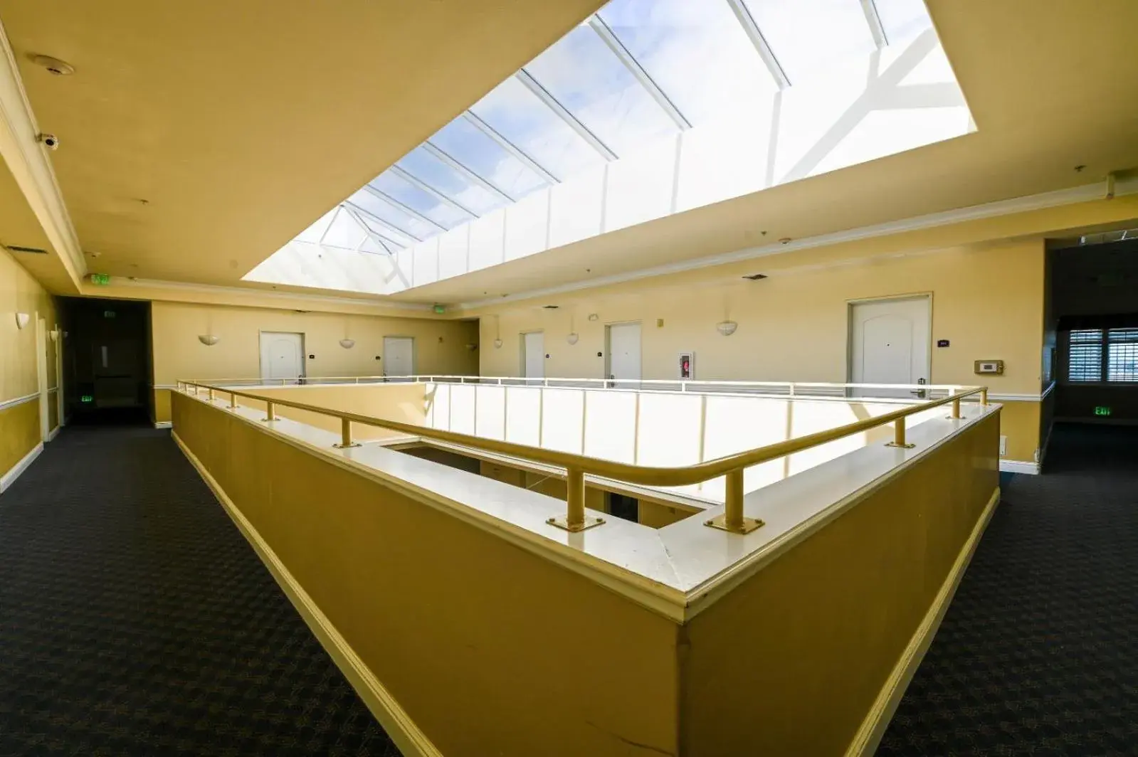 Lobby or reception in Gateway Inn and Suites San Francisco SFO Airport Lobby or reception in Gateway Inn and Suites San Francisco SFO Airport