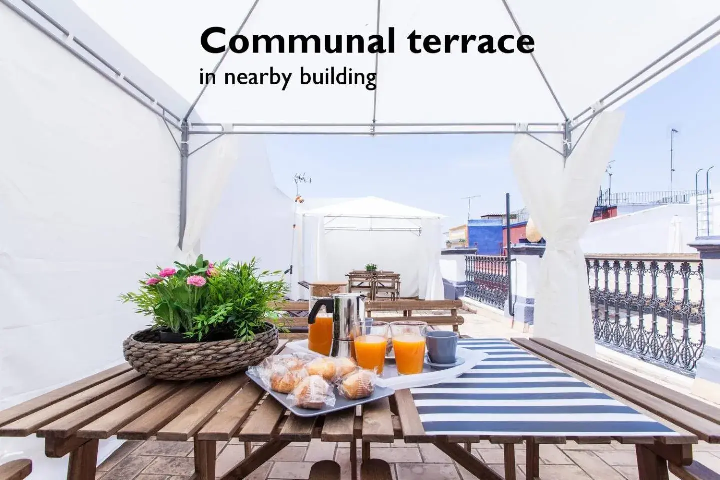 Hostly Acetres 1A loft in city center, comunal terrace, fibre,parking optional Hostly Acetres 1A loft in city center, comunal terrace, fibre,parking optional