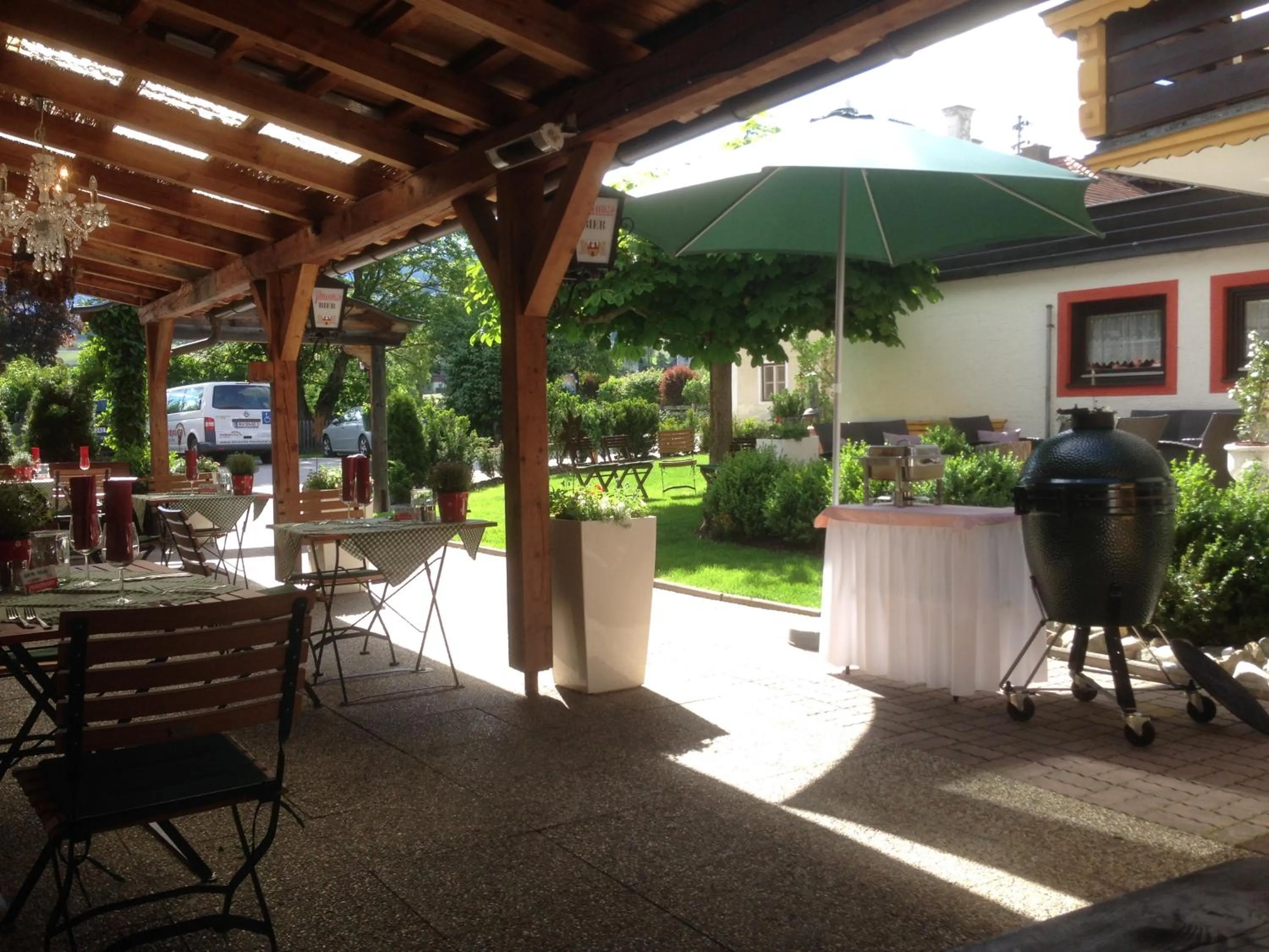 Garden in Hotel Aloisia, Hotel Garni
