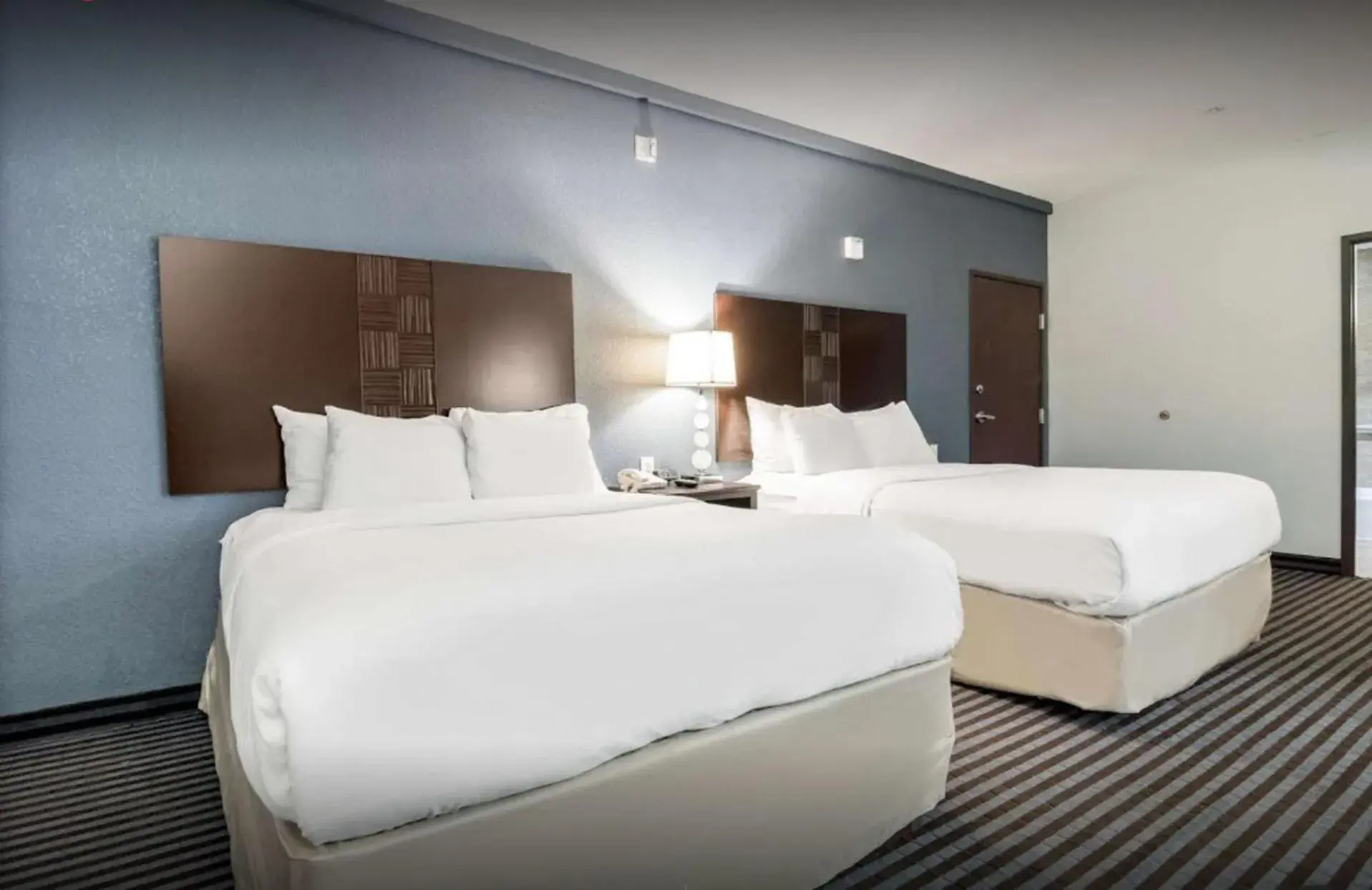 Photo of the whole room, Bed in Motel 6-Mineral Wells, TX Photo of the whole room, Bed in Motel 6-Mineral Wells, TX