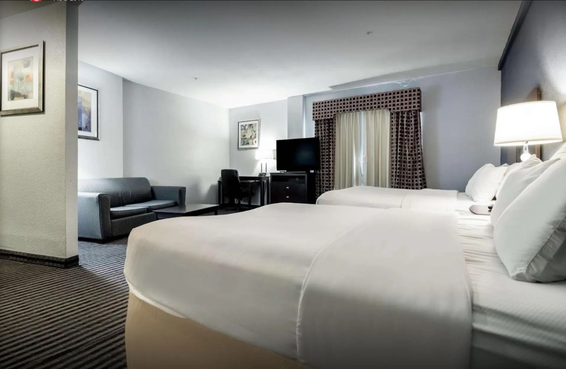 Photo of the whole room, Bed in Motel 6-Mineral Wells, TX