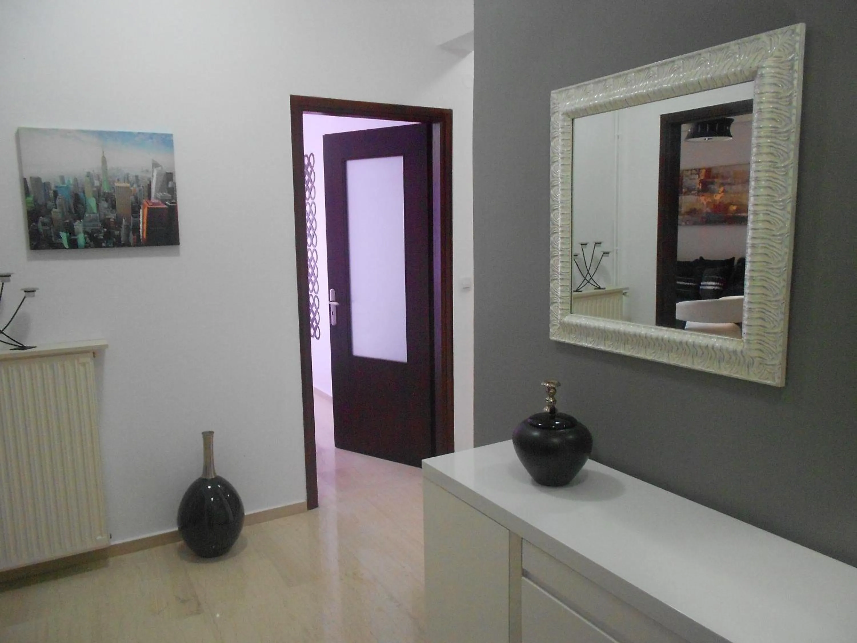 Seating area in Paradise City