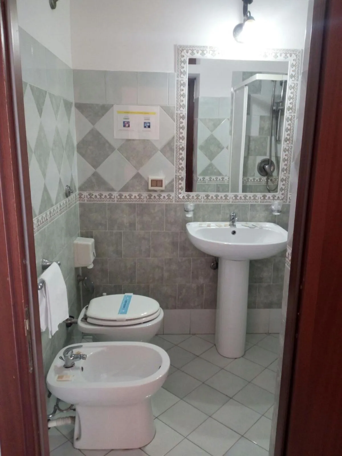 Shower in Hotel Concordia