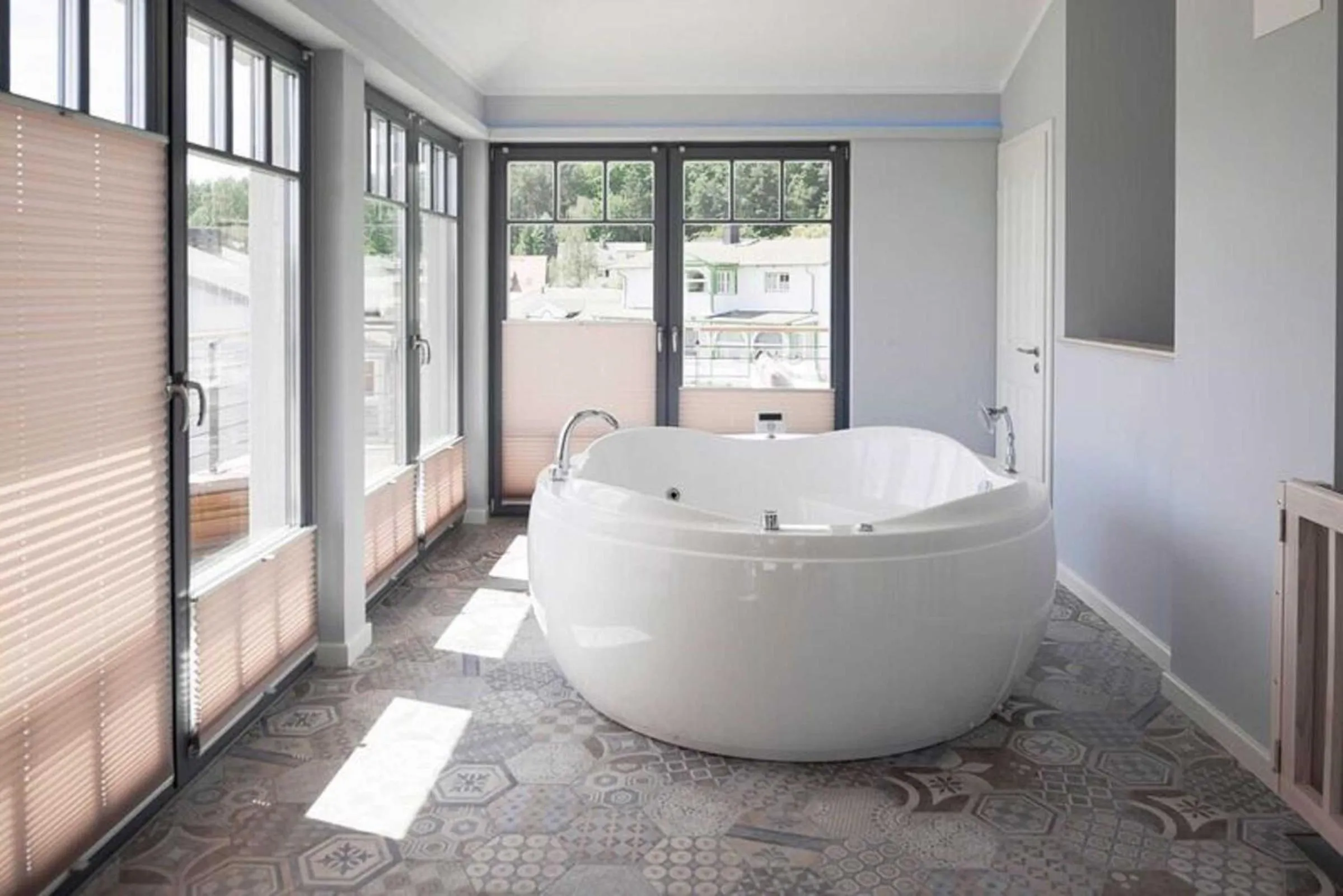 Hot Tub in Villa Emma