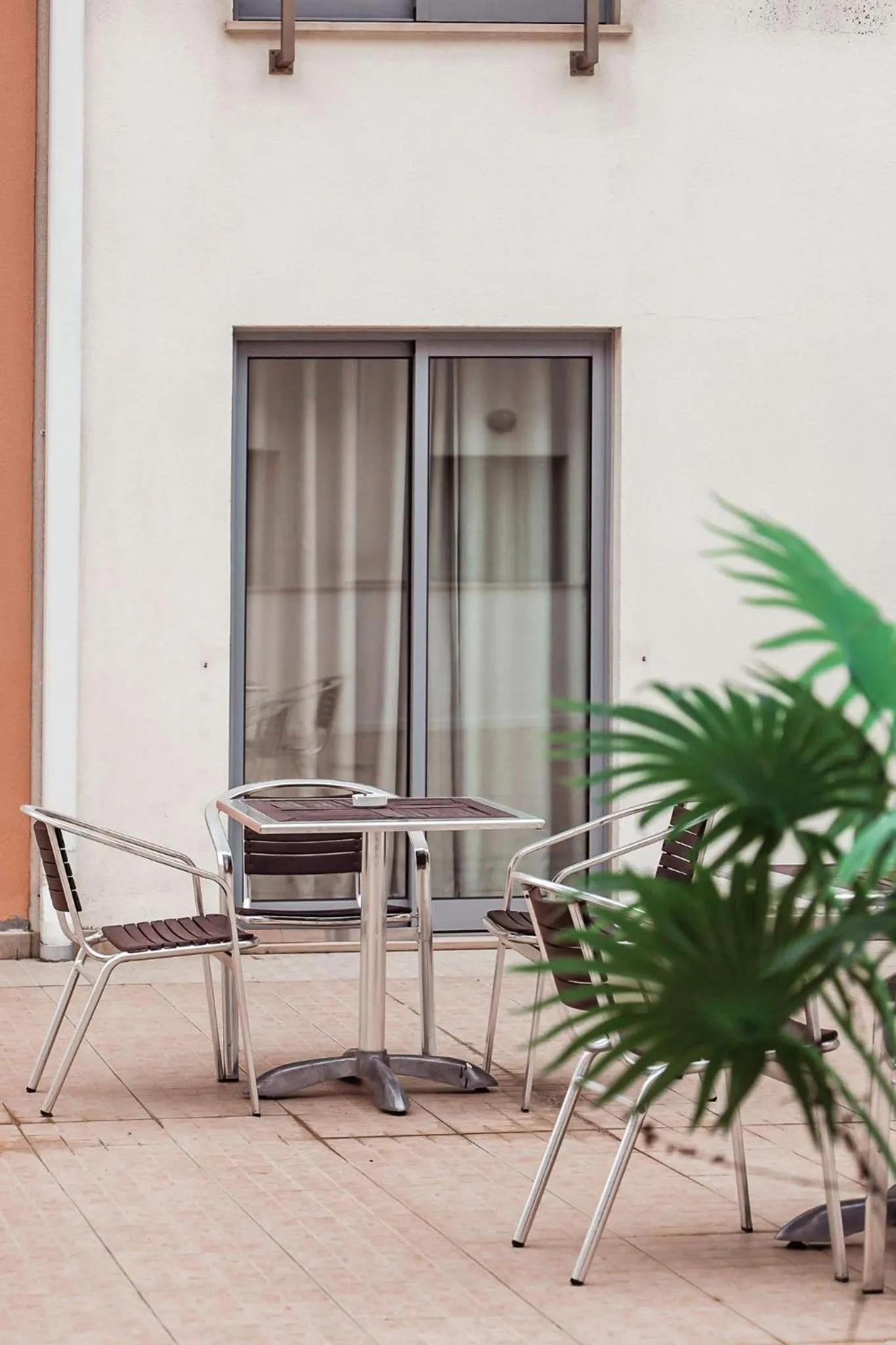 Patio in Vitoria Hotel