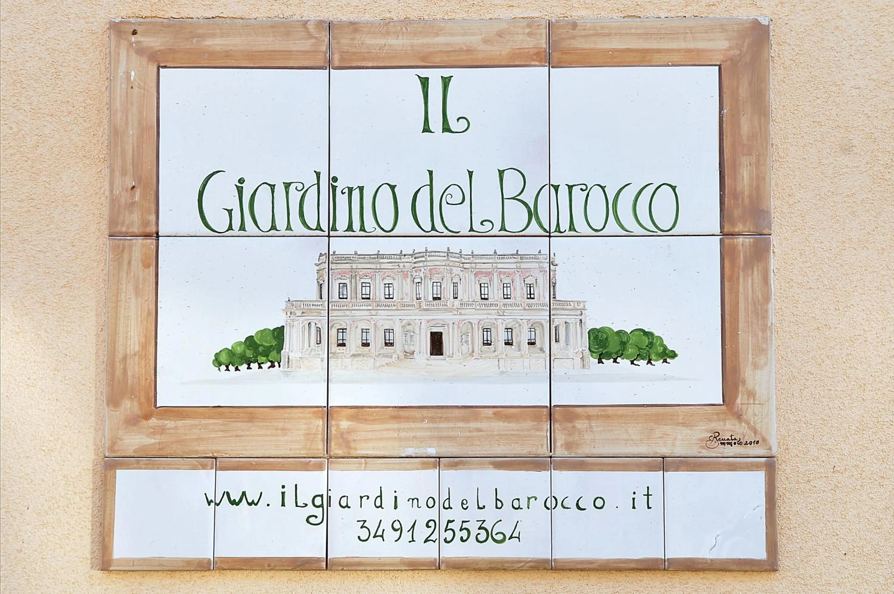 Facade/entrance in Il Giardino Del Barocco