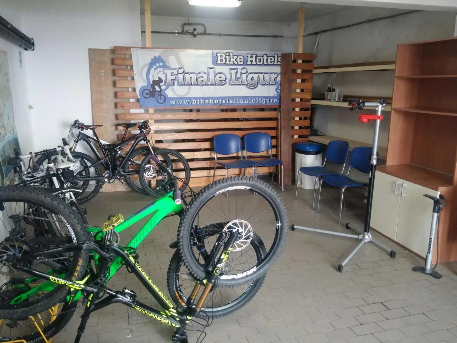 Cycling in Hotel Rosita