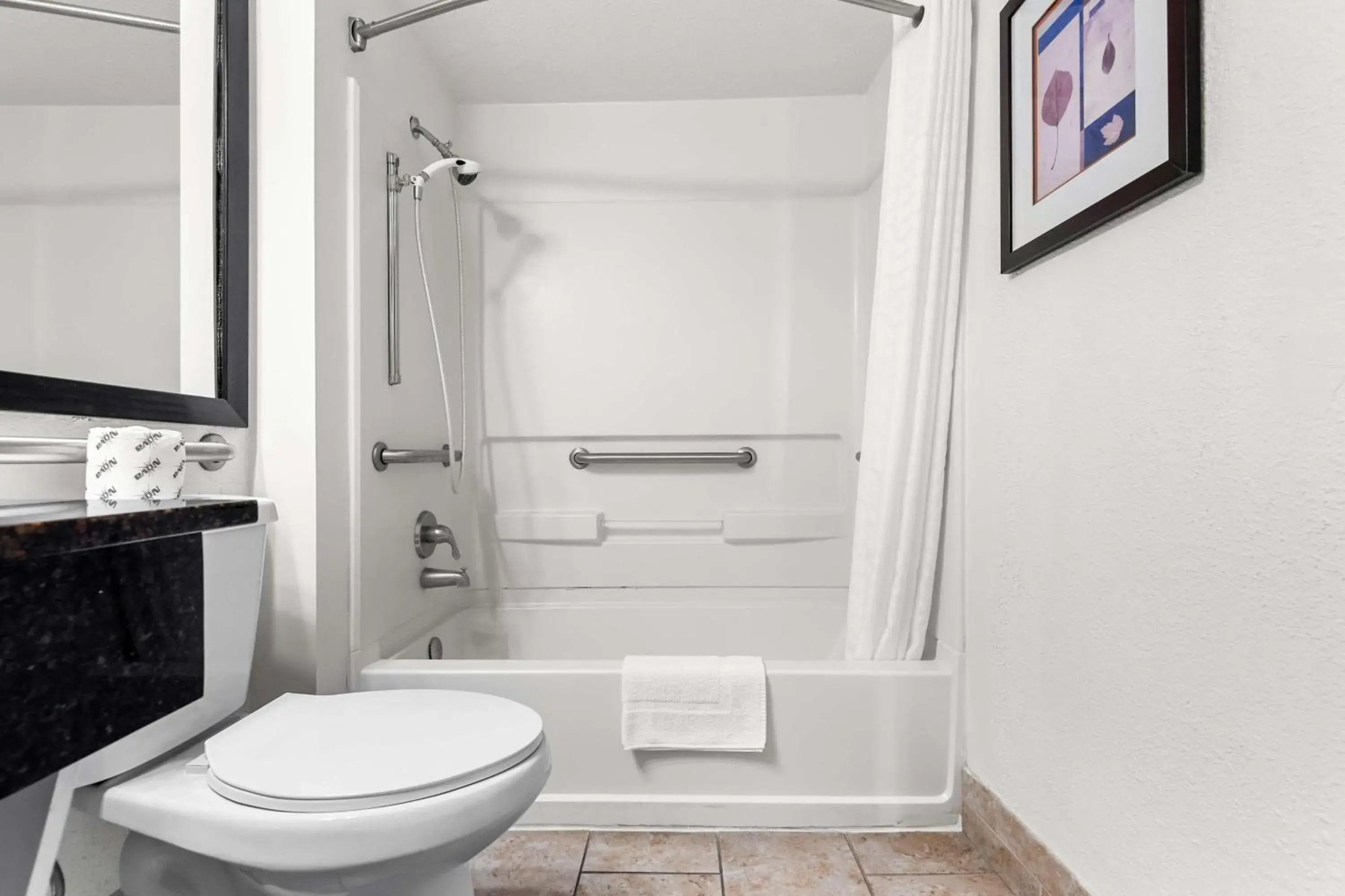 King Suite - Disability Access in Magnolia Bluffs, BW Signature Collection King Suite - Disability Access in Magnolia Bluffs, BW Signature Collection