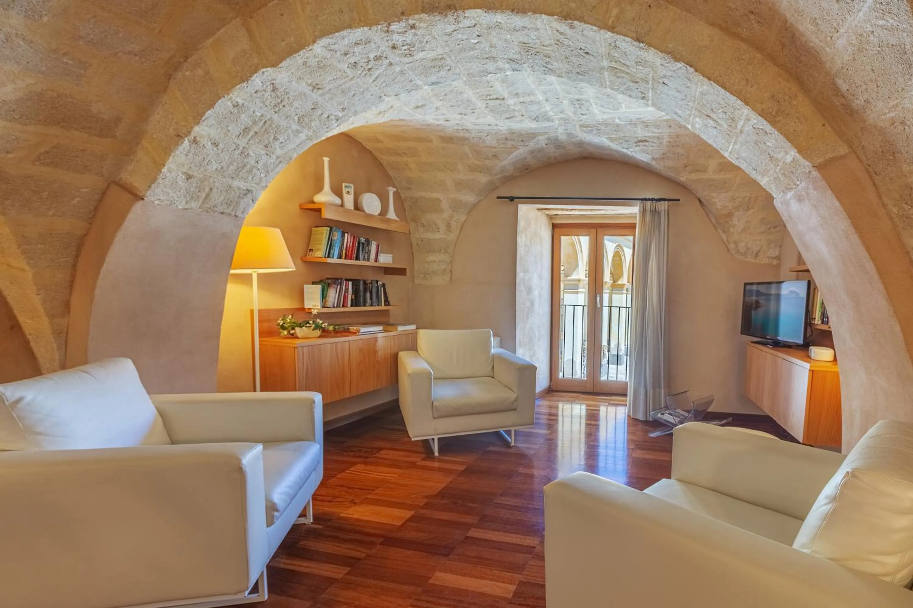 Communal lounge/ TV room in Residence La Gancia