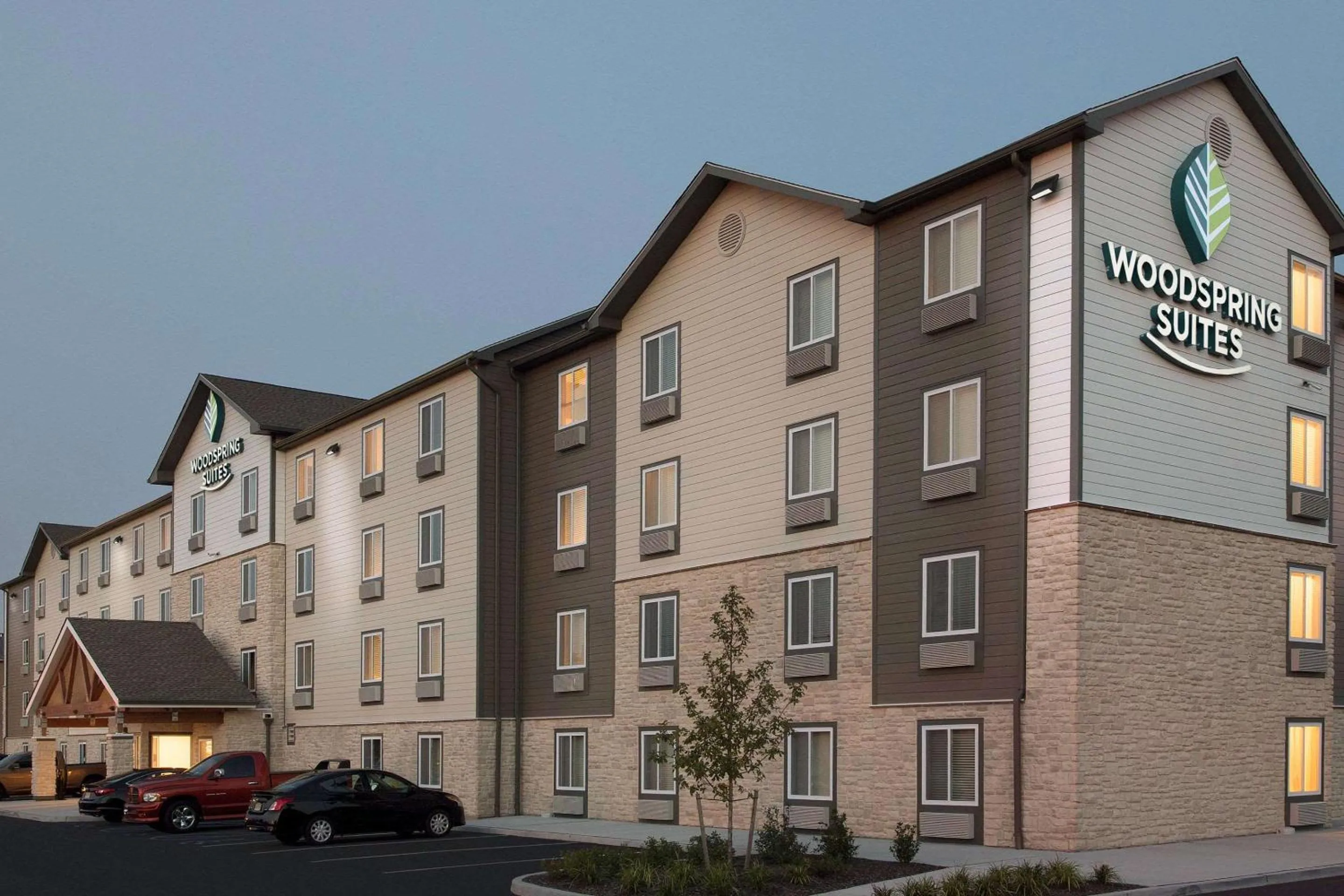 Property building in WoodSpring Suites South Plainfield