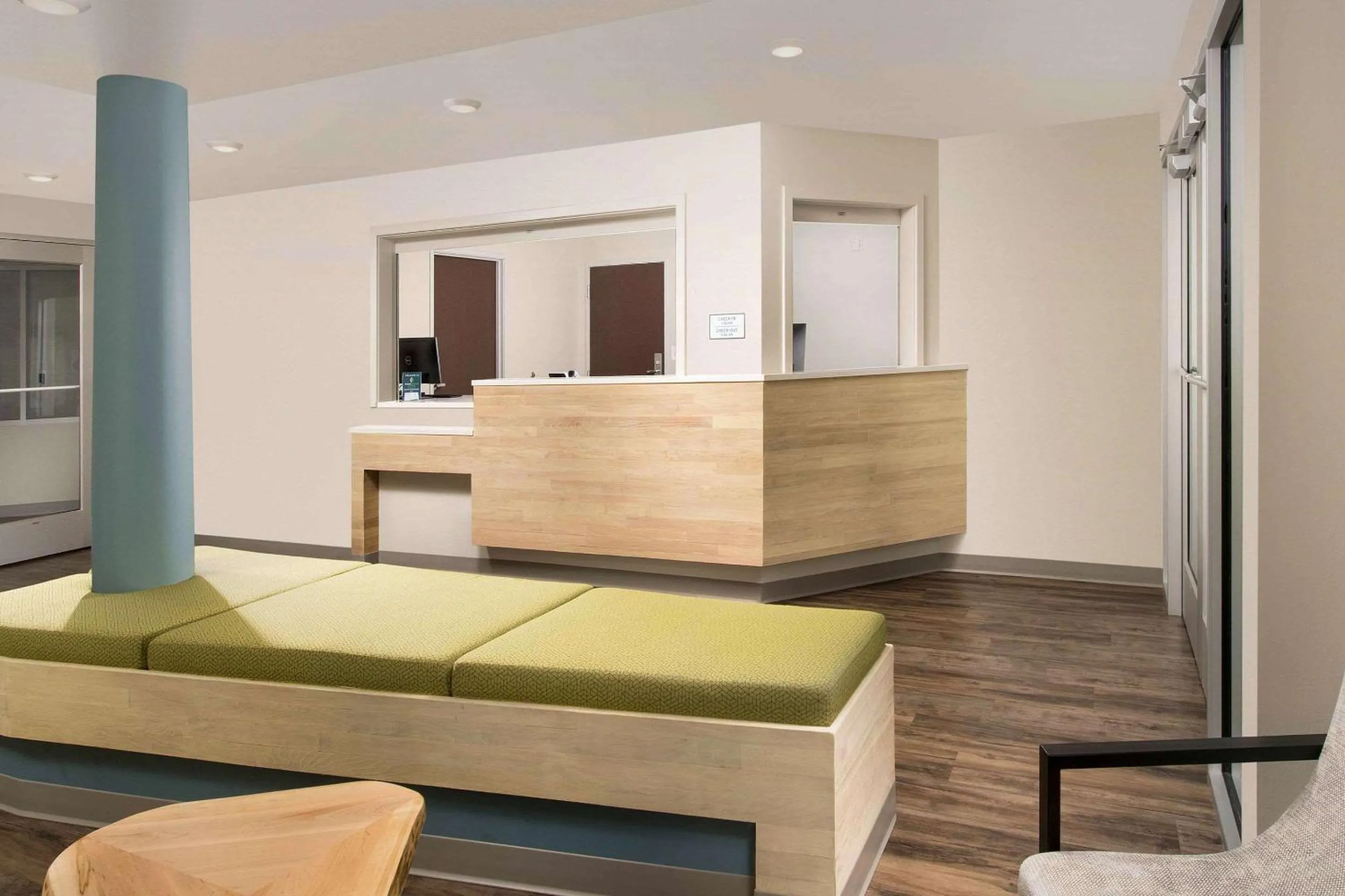 Lobby or reception in WoodSpring Suites South Plainfield