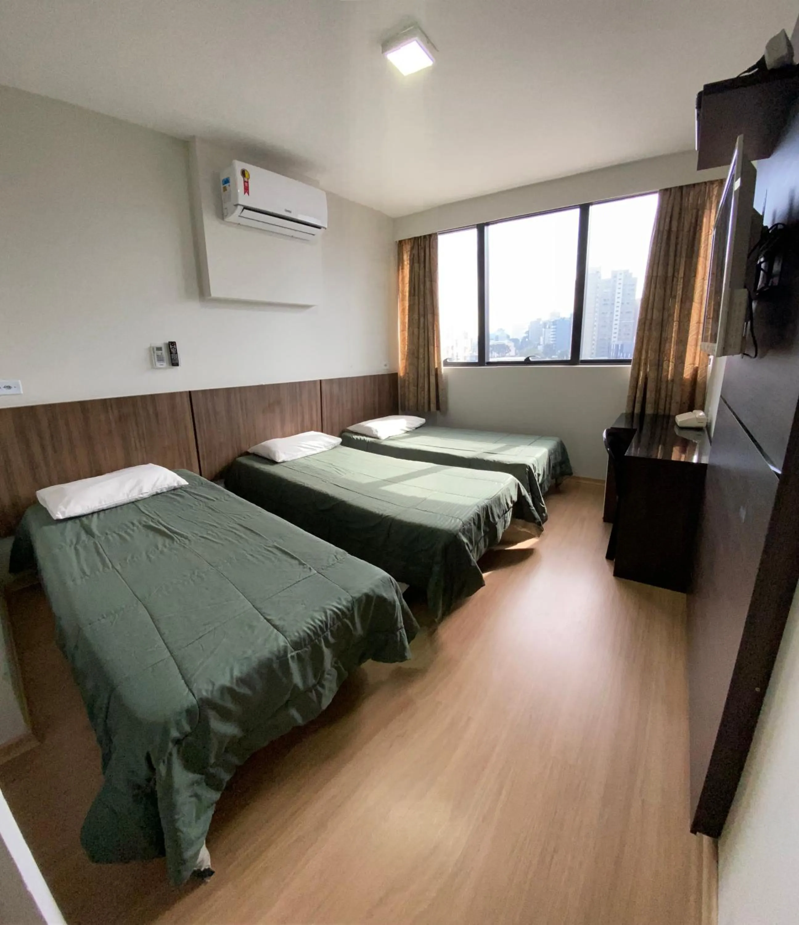 towels, Bed in Hotel Itamaraty