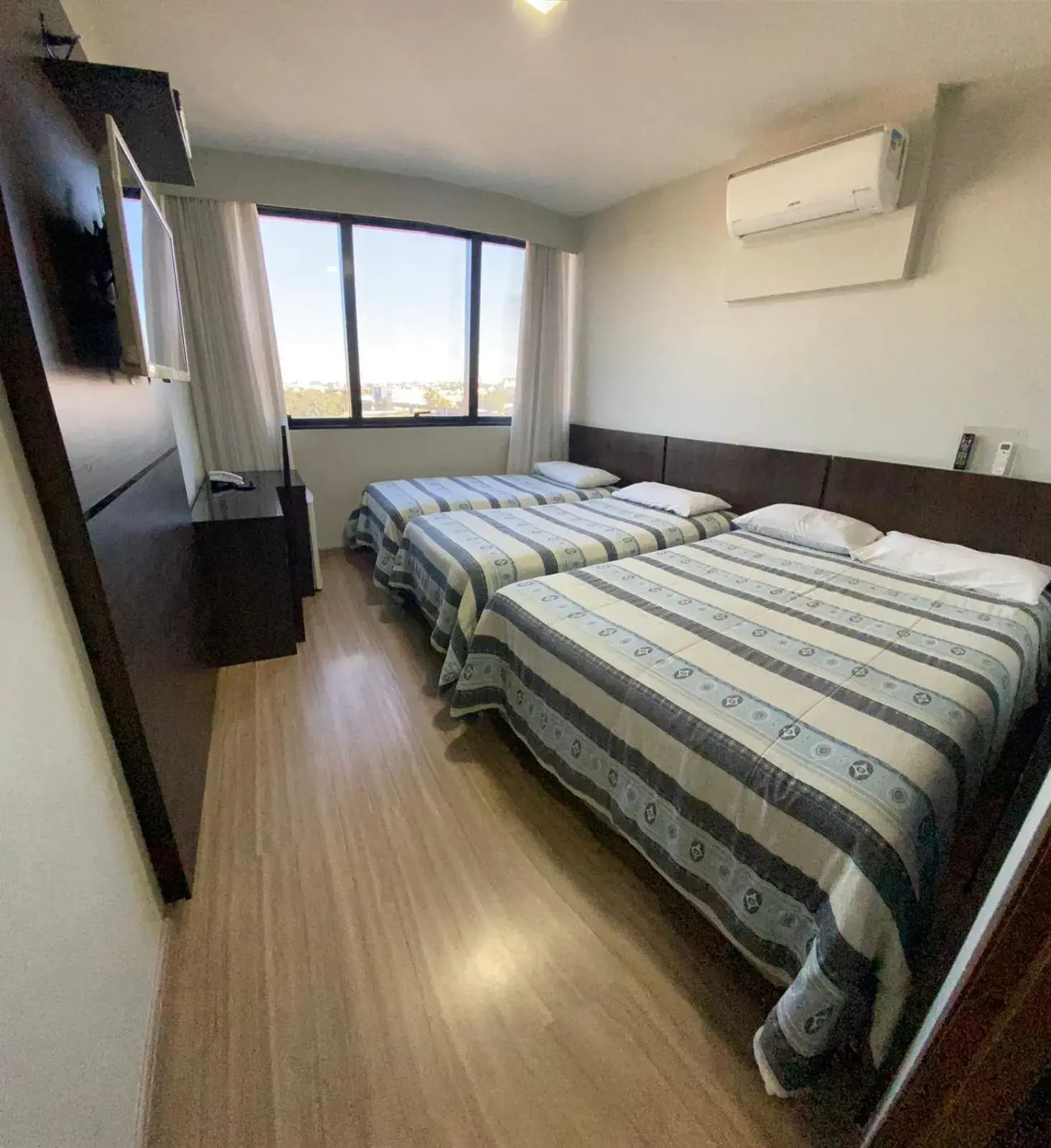Economy Quadruple Room in Hotel Itamaraty Economy Quadruple Room in Hotel Itamaraty