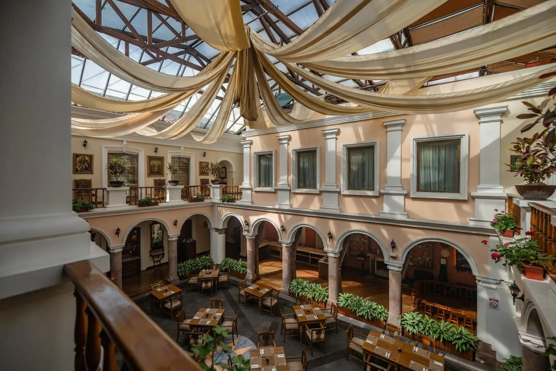 Restaurant/places to eat in Hotel Patio Andaluz Restaurant/places to eat in Hotel Patio Andaluz