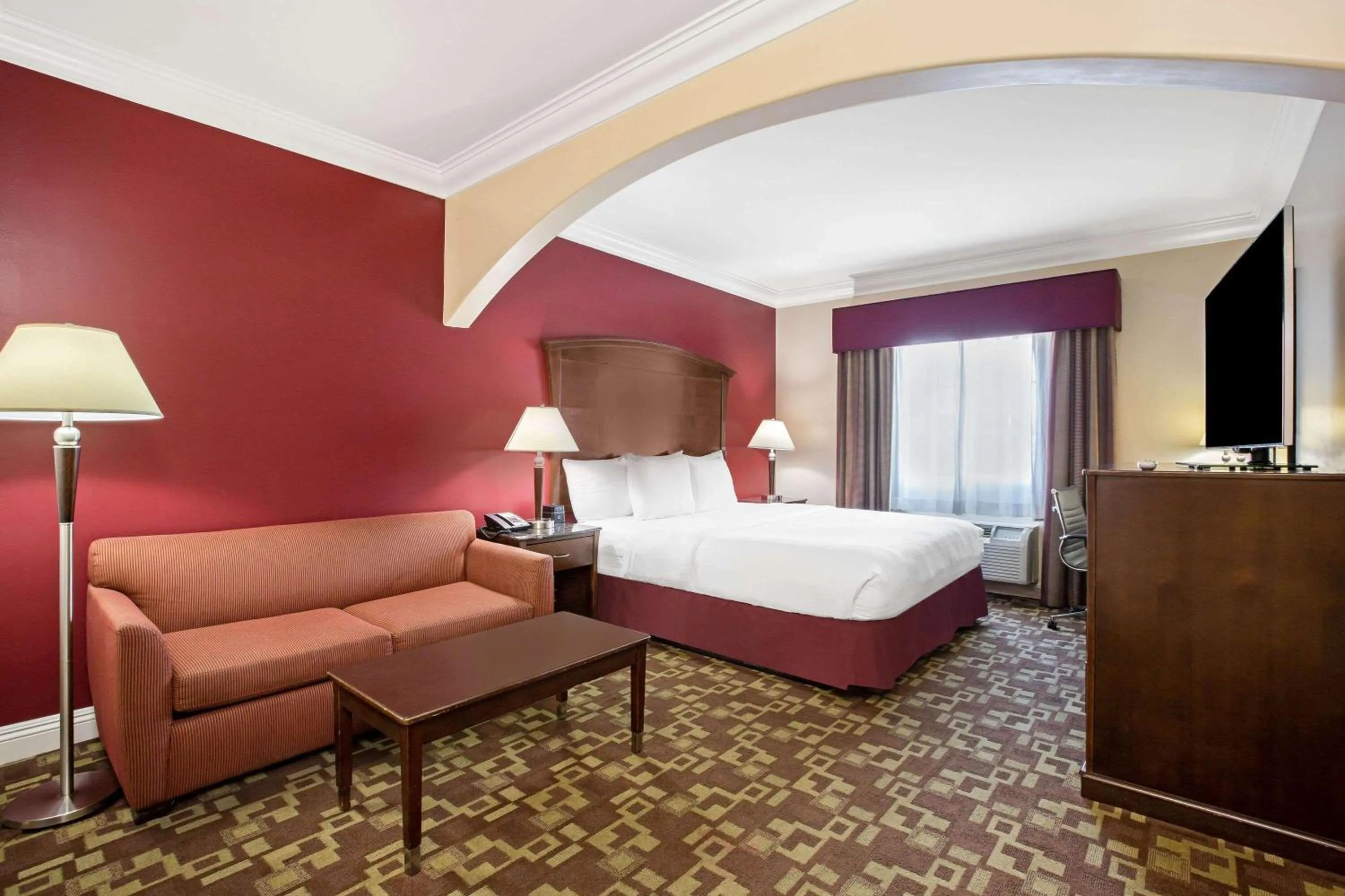 Photo of the whole room, Bed in La Quinta by Wyndham Moreno Valley