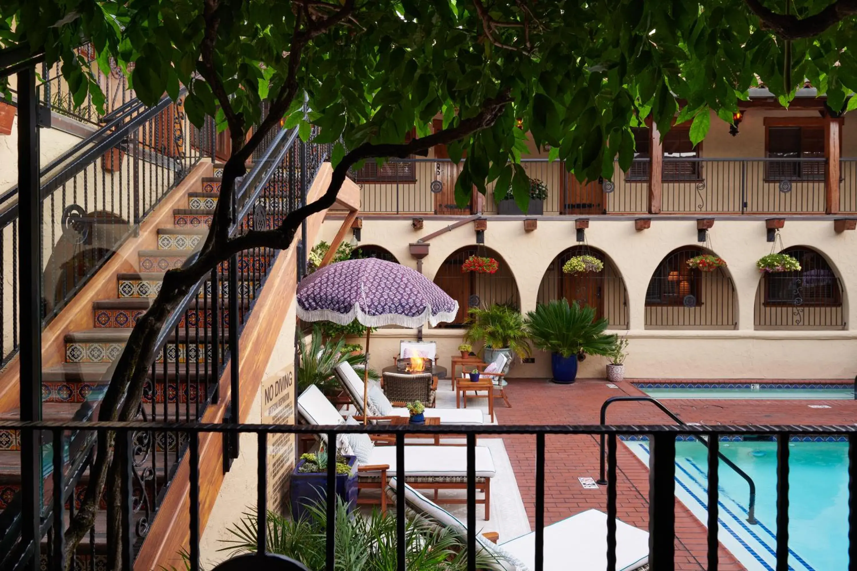 Swimming pool in Rancho Caymus Inn Swimming pool in Rancho Caymus Inn