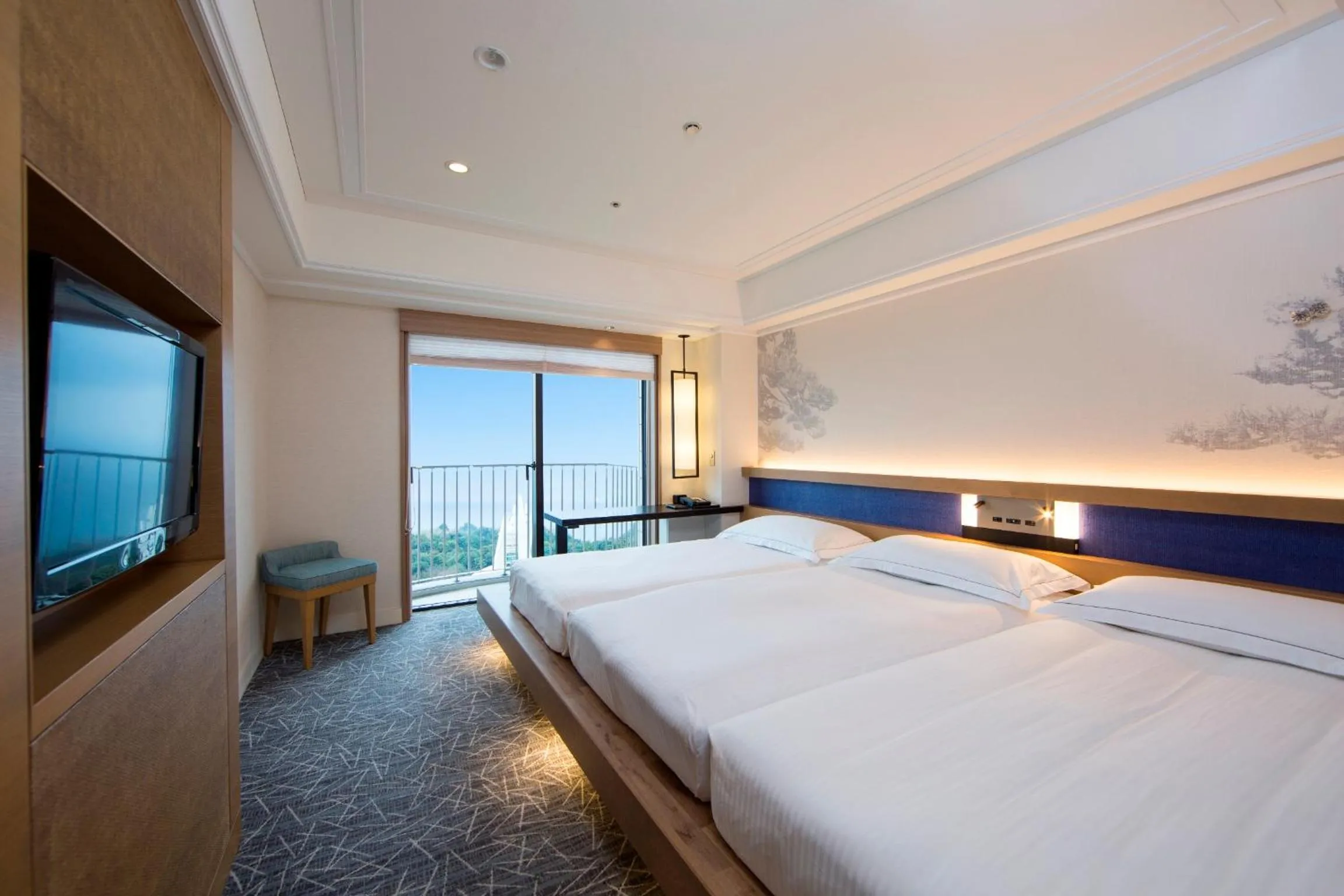 Bed in Hilton Odawara Resort & Spa