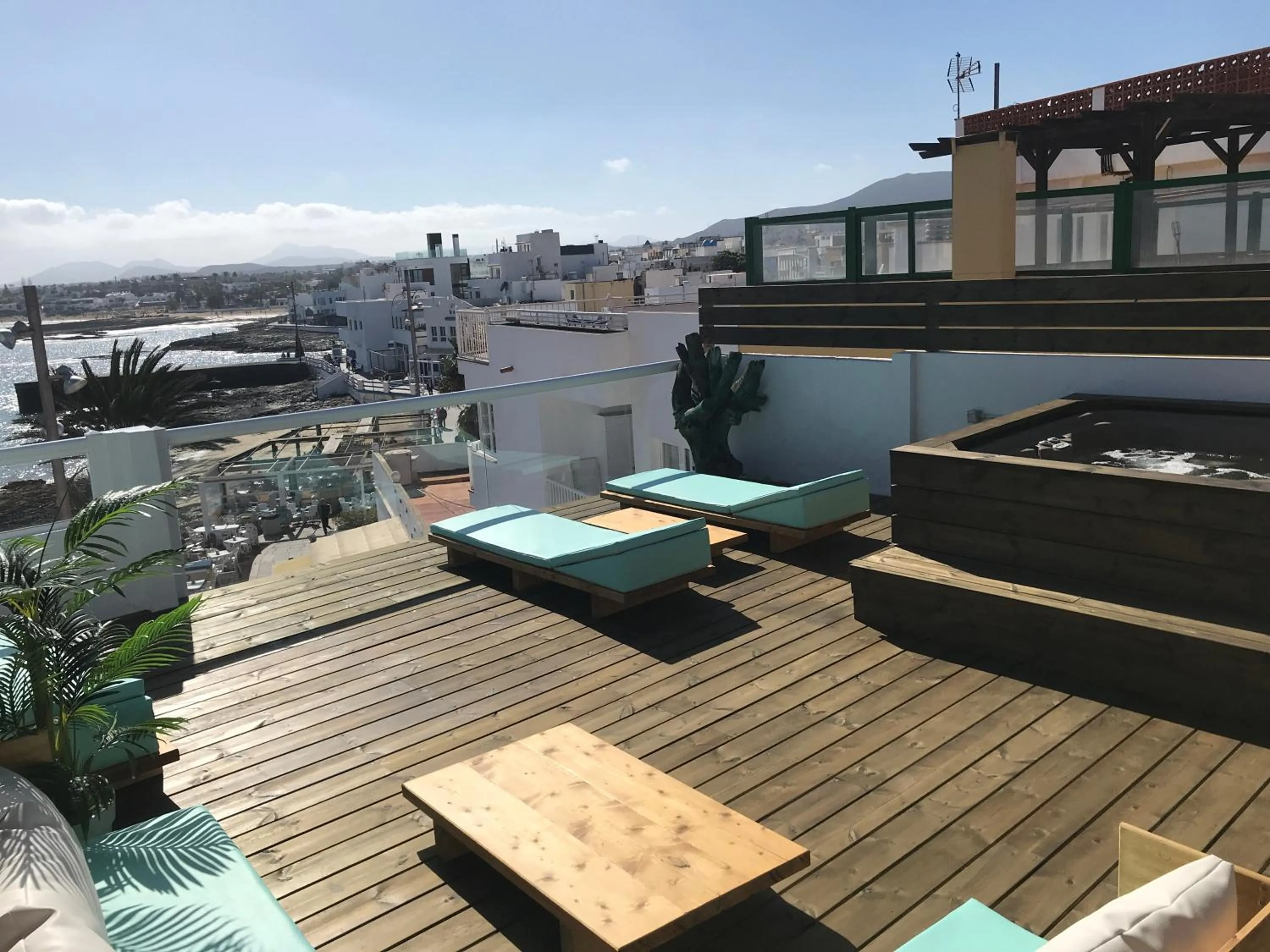 Hot Tub in Harbour side
