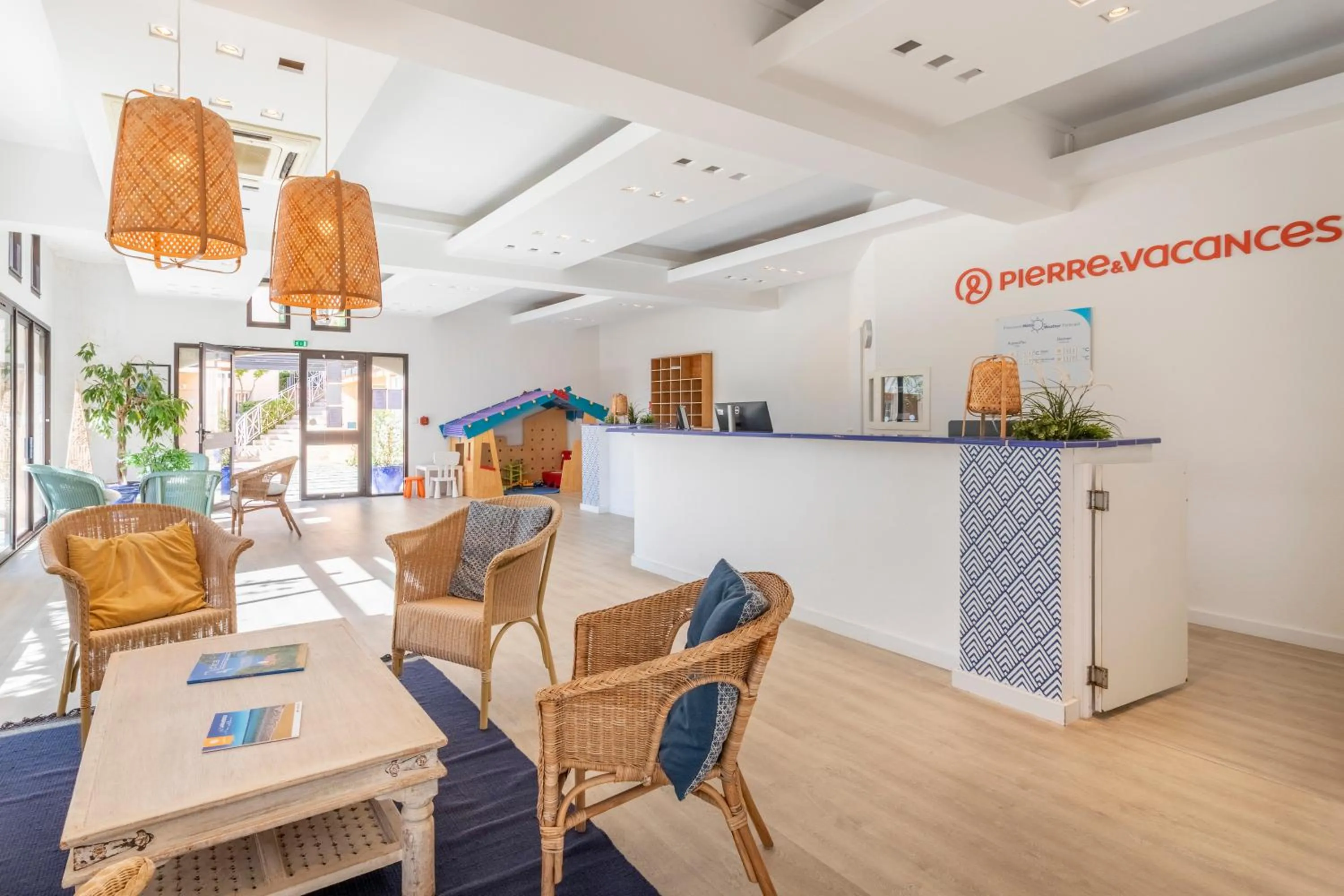 Seating area in Résidence Pierre & Vacances L’Anse De Pramousquier