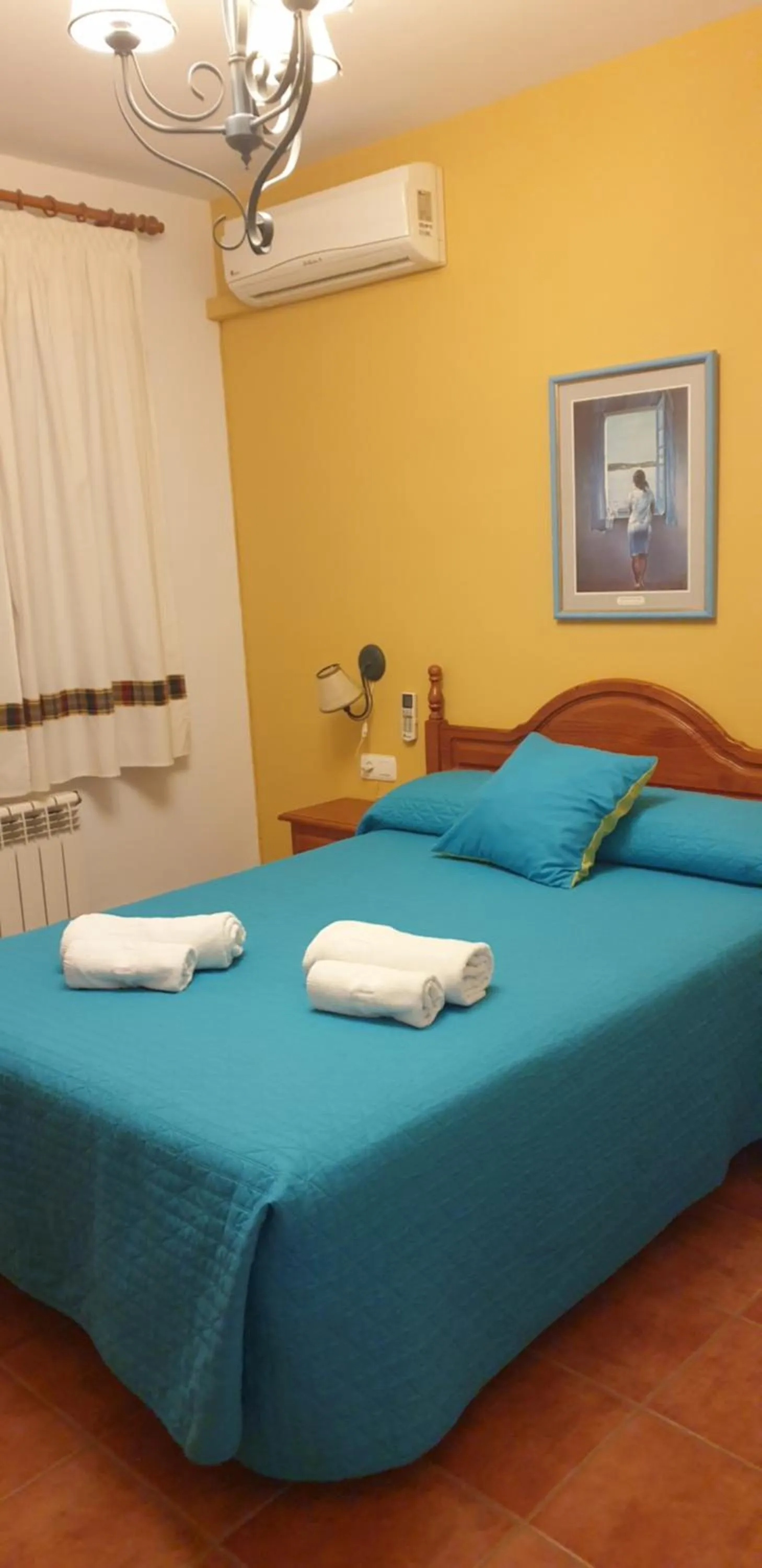 Bed in Apartamentos Valle del Guadalquivir