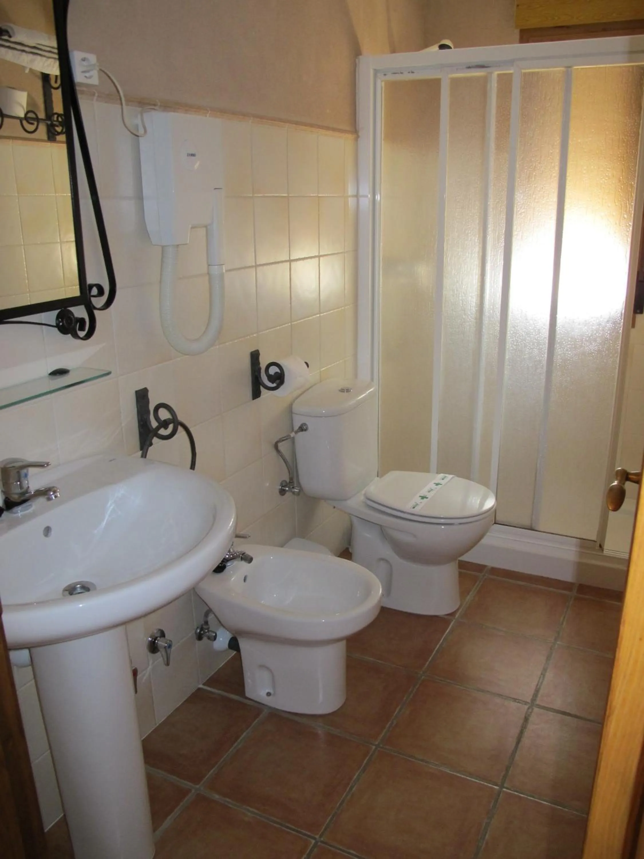 Bathroom in Apartamentos Valle del Guadalquivir