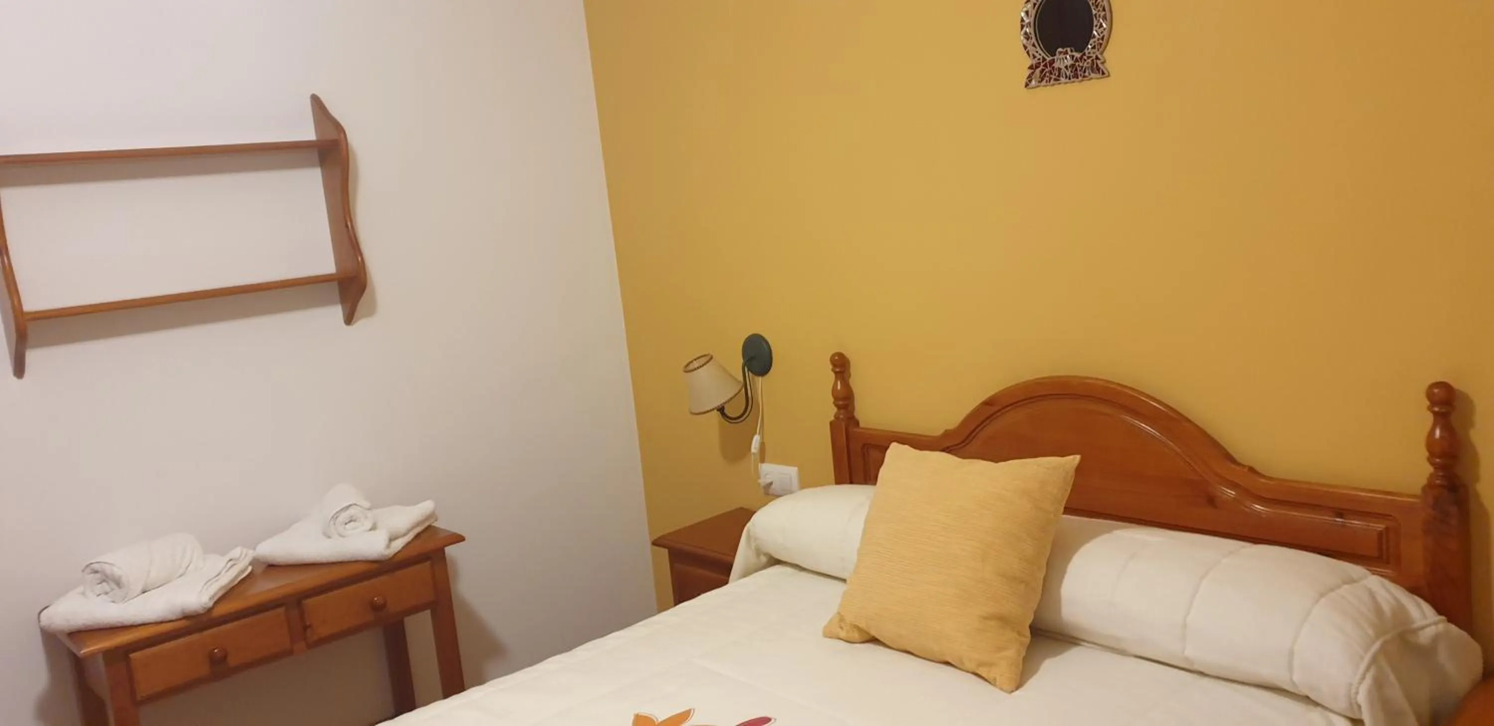 Bed in Apartamentos Valle del Guadalquivir