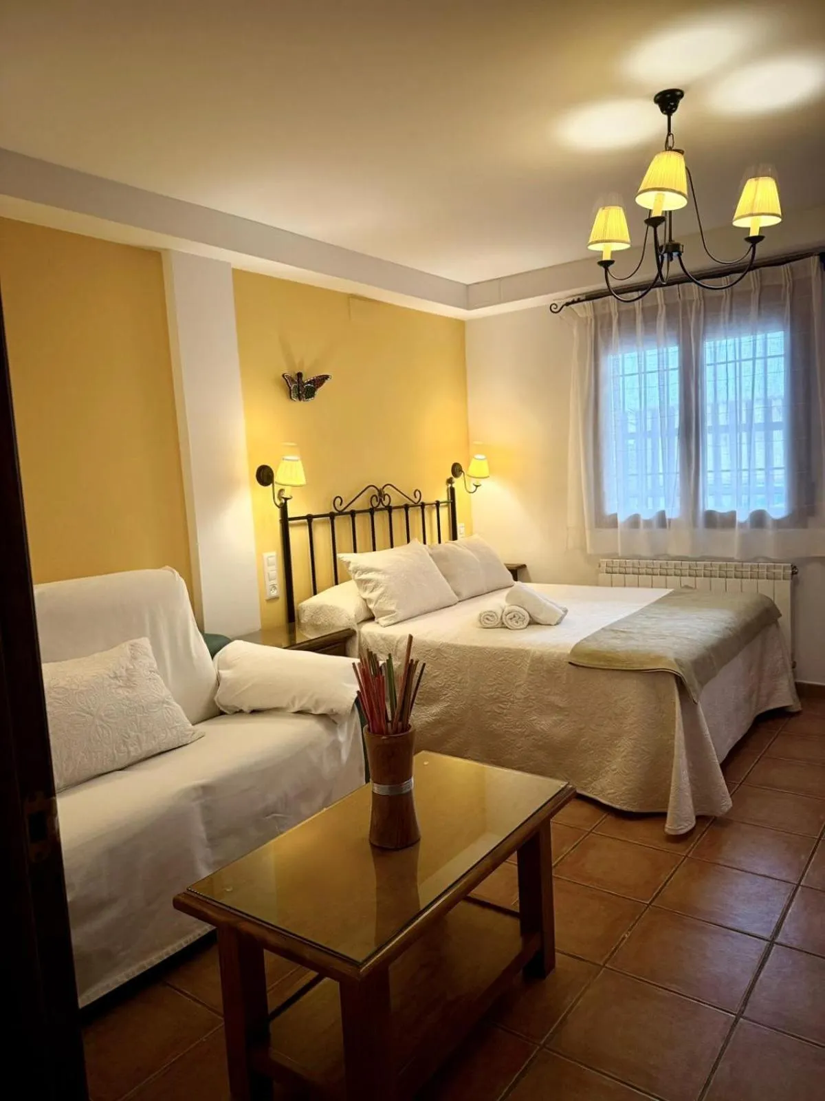 Bed in Apartamentos Valle del Guadalquivir