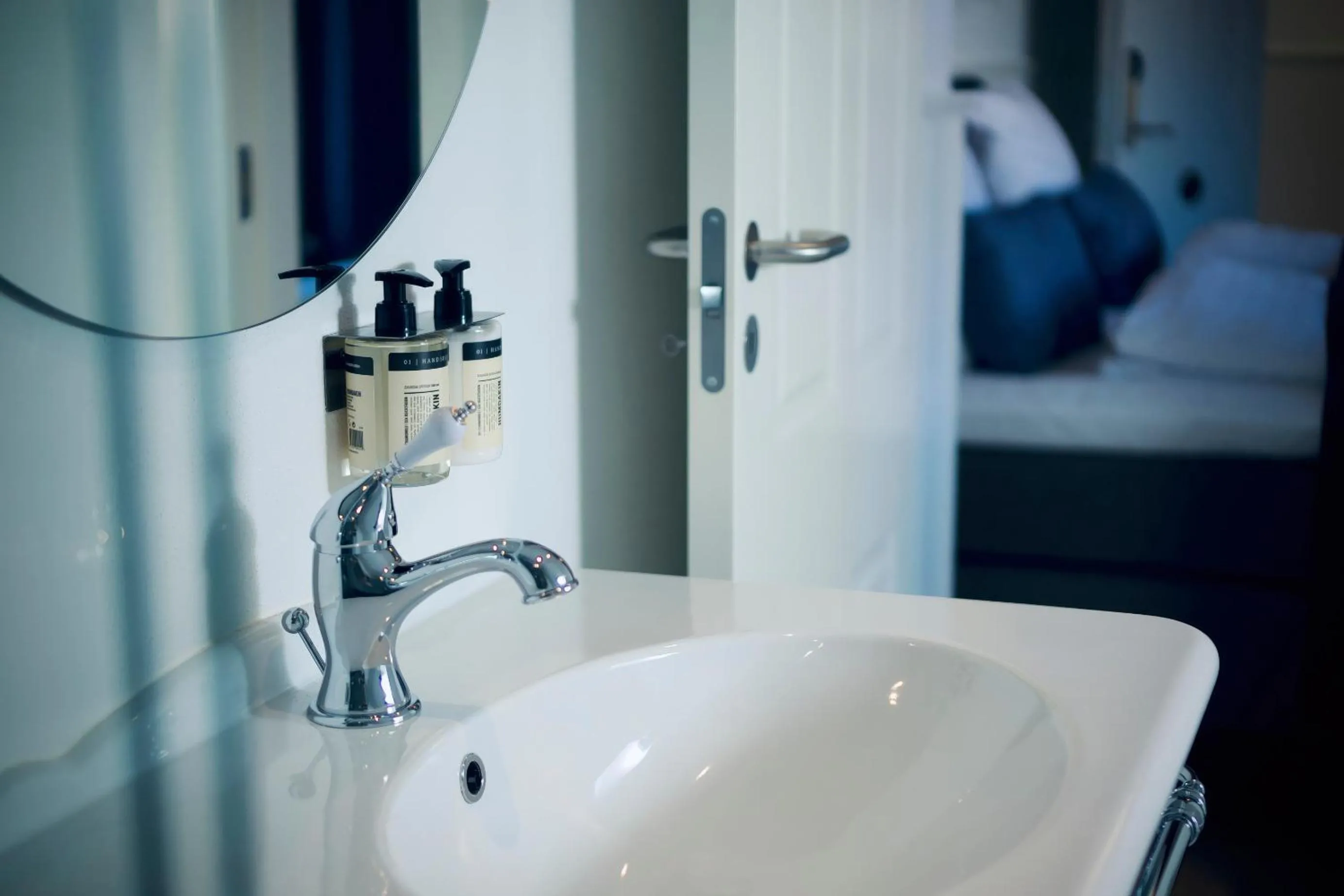 Bathroom, Bed in Plesners Badehotel
